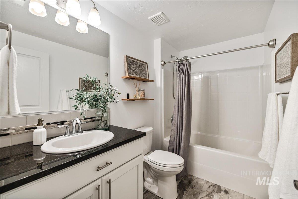 1314 N Highwood Ave, Boise, Idaho 83713, 3 Bedrooms, 2 Bathrooms, Residential For Sale, Price $499,000,MLS 98968037