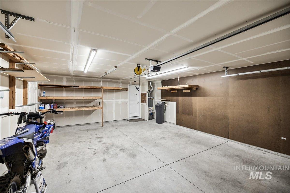 1314 N Highwood Ave, Boise, Idaho 83713, 3 Bedrooms, 2 Bathrooms, Residential For Sale, Price $499,000,MLS 98968037