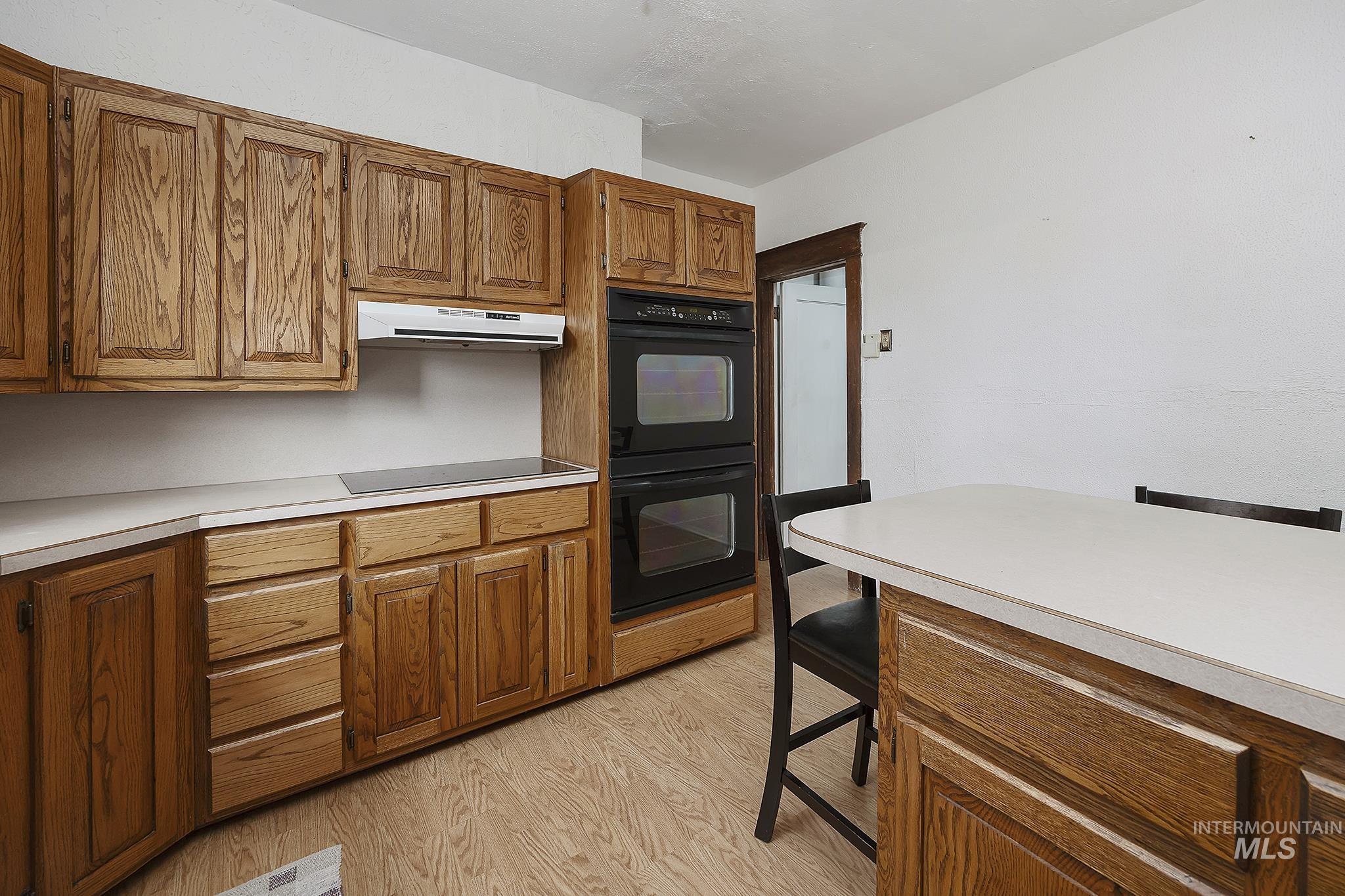 229 E 500 N, Jerome, Idaho 83338, 8 Bedrooms, 3 Bathrooms, Residential For Sale, Price $465,000,MLS 98968043