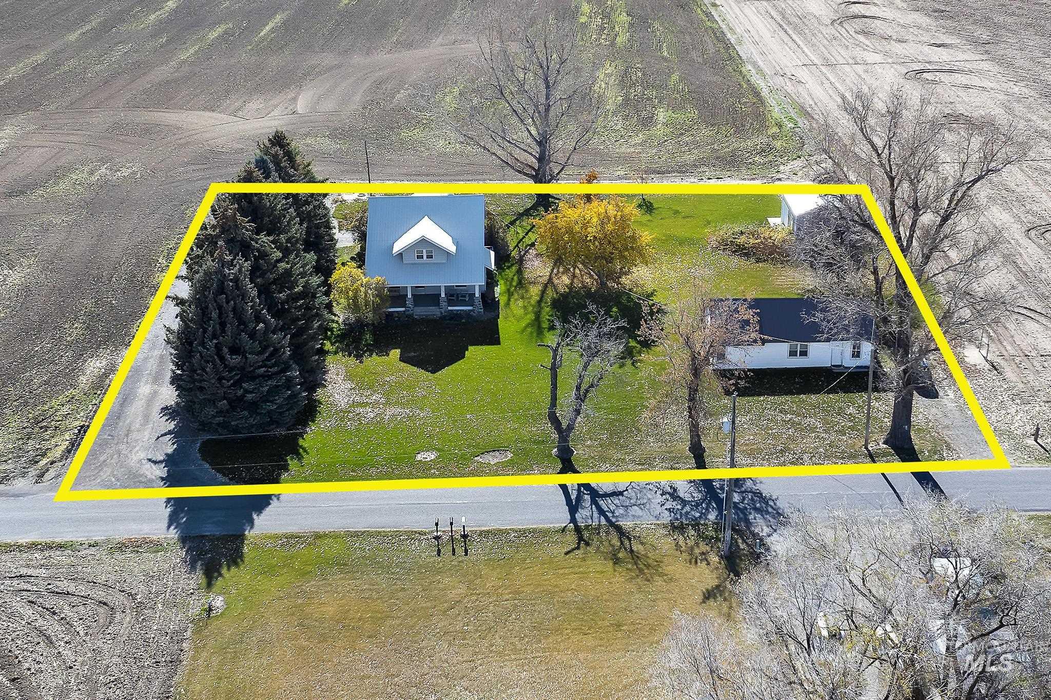 229 E 500 N, Jerome, Idaho 83338, 8 Bedrooms, 3 Bathrooms, Residential For Sale, Price $465,000,MLS 98968043