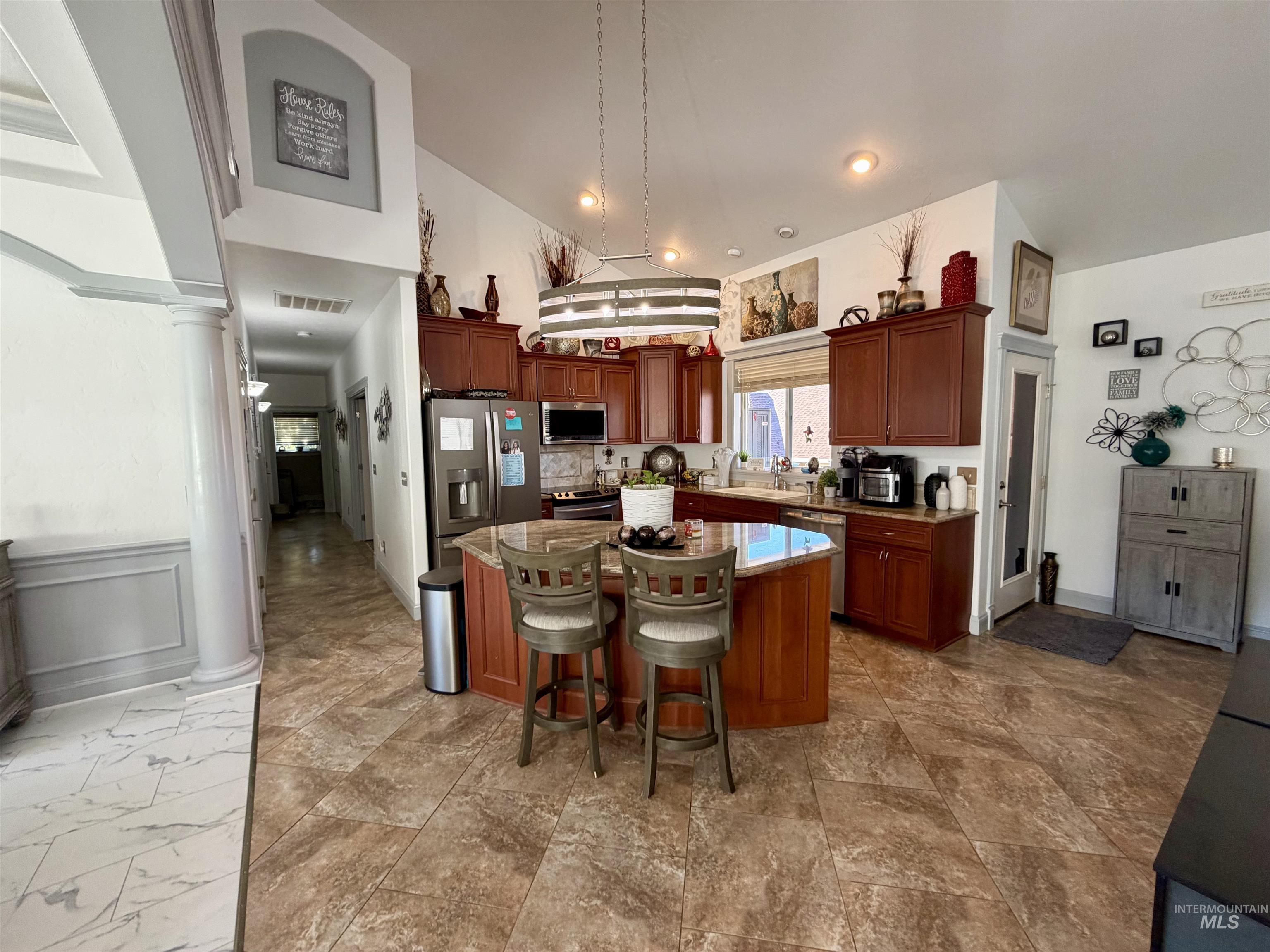 101 Canyon Greens Ct, Lewiston, Idaho 83501, 3 Bedrooms, 2 Bathrooms, Residential For Sale, Price $595,000, 98968046