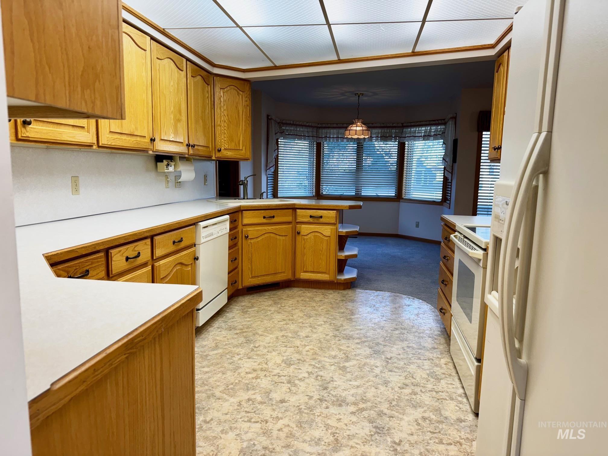 1142 Fairview Ave, Rupert, Idaho 83350, 3 Bedrooms, 3 Bathrooms, Residential For Sale, Price $398,000,MLS 98968054