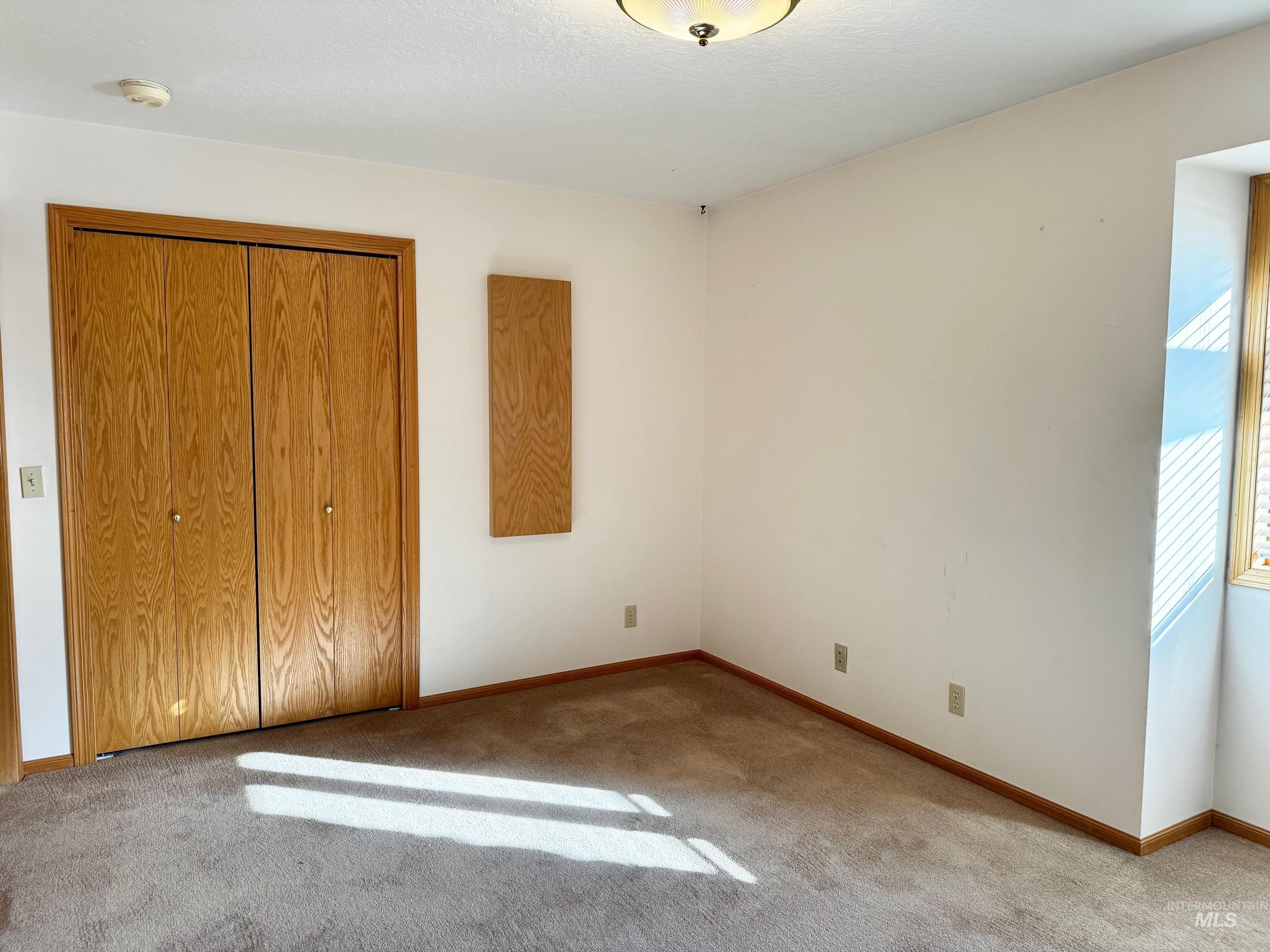 1142 Fairview Ave, Rupert, Idaho 83350, 3 Bedrooms, 3 Bathrooms, Residential For Sale, Price $425,000, 98968054