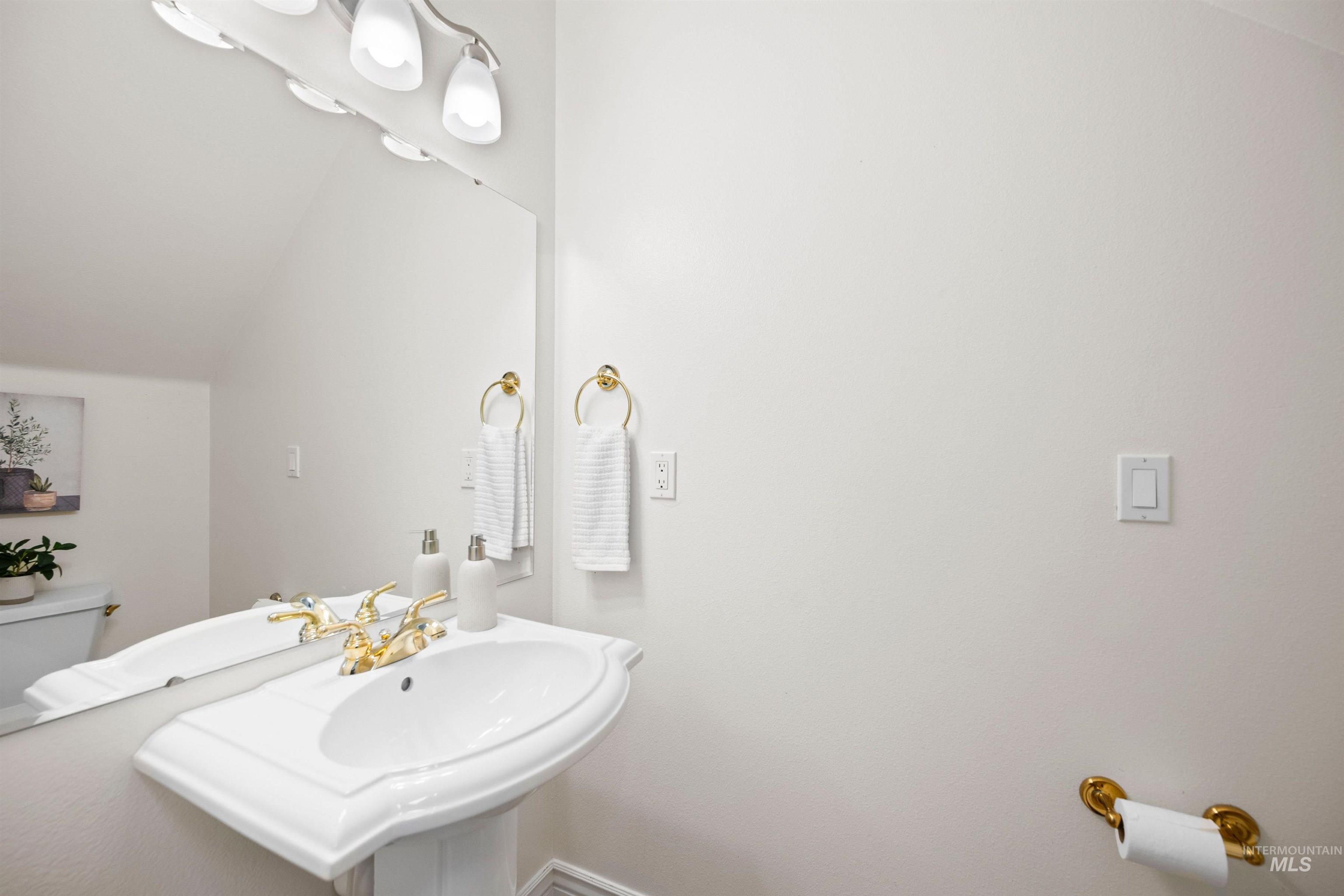 9318 W Pandion Court, Boise, Idaho 83703, 4 Bedrooms, 4 Bathrooms, Residential For Sale, Price $999,999,MLS 98968057