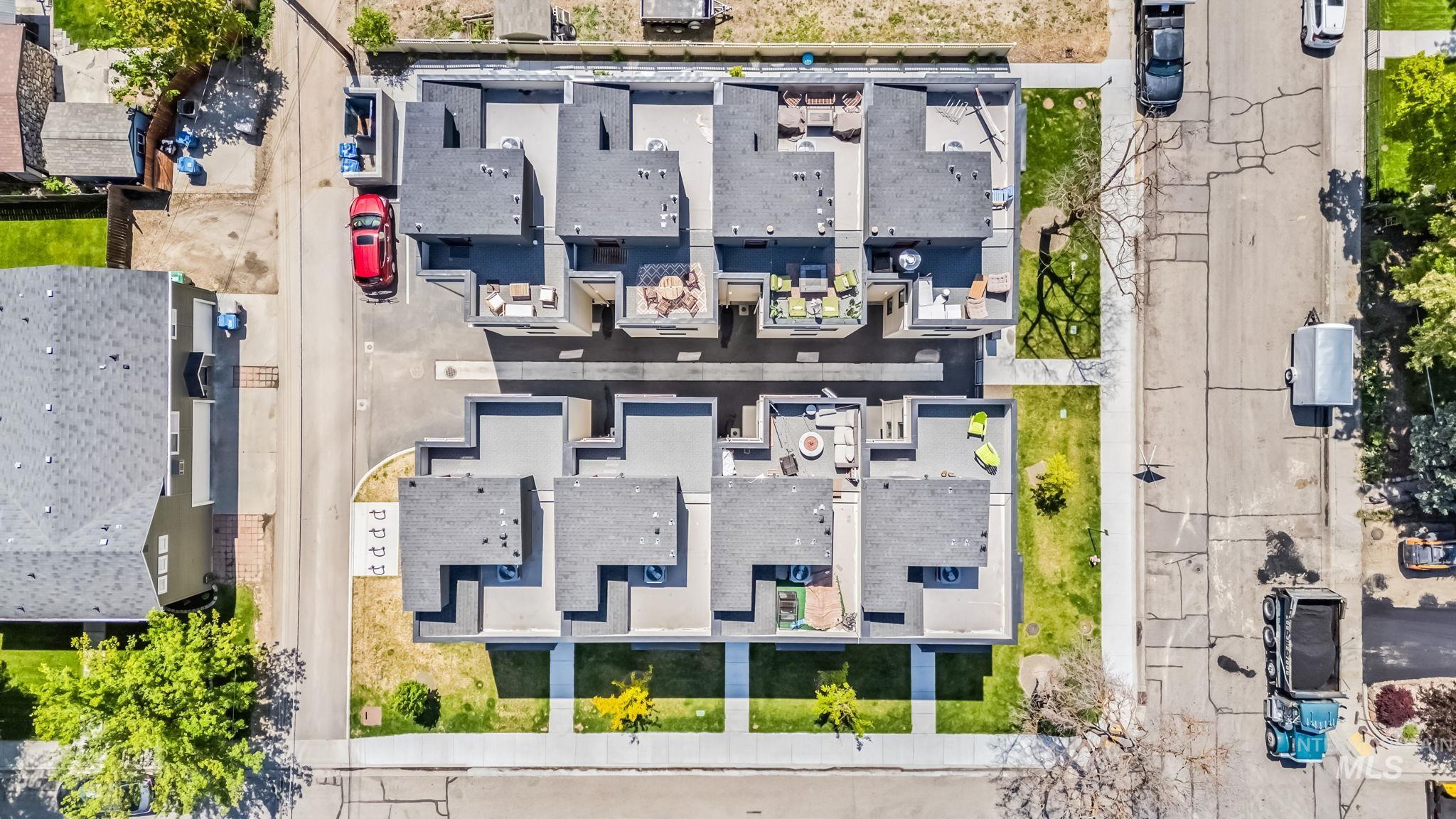 2935-2947 W Jordan St., Boise, Idaho 83702, 2 Bedrooms, 2.5 Bathrooms, Residential Income For Sale, Price $1,950,000,MLS 98968064