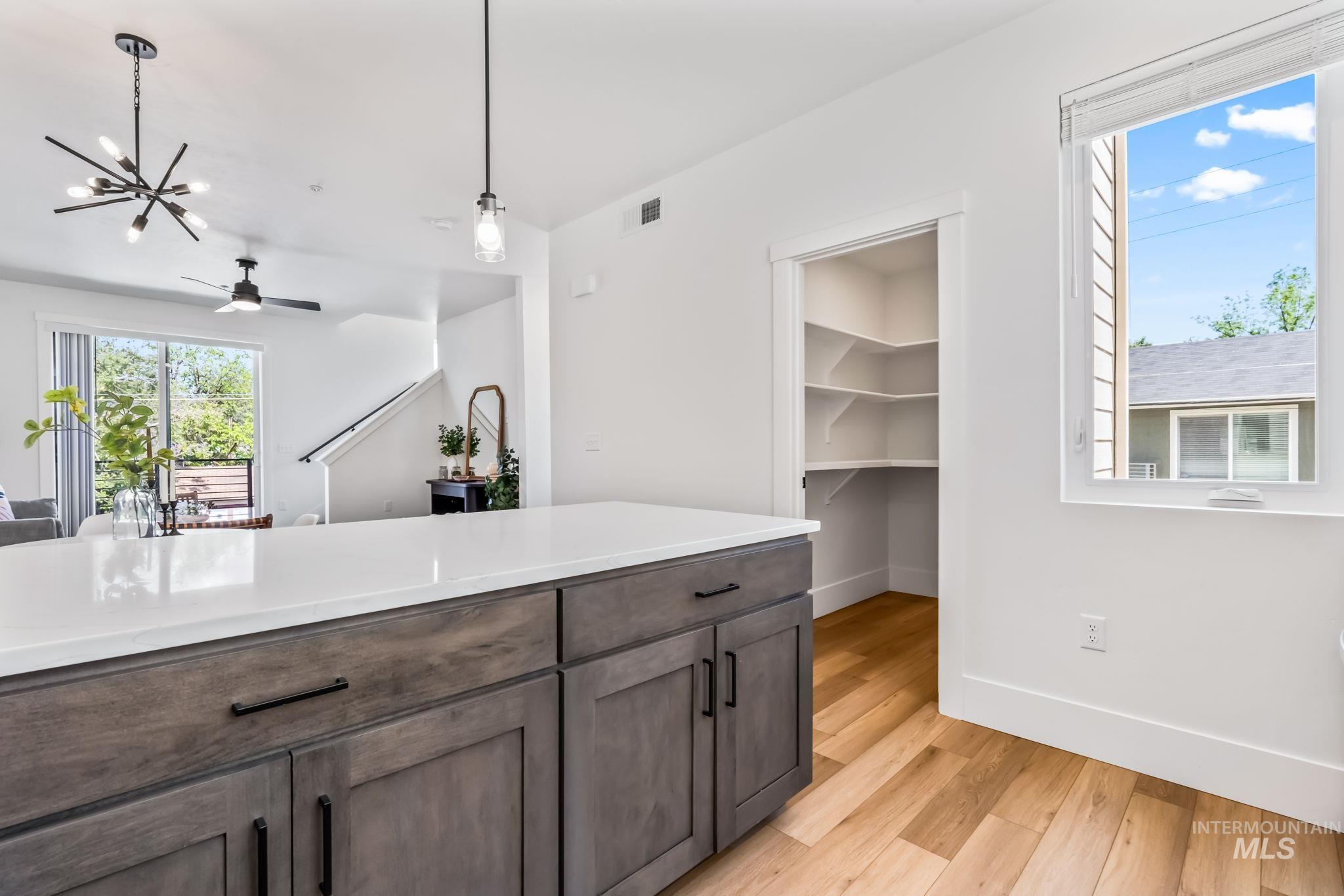 2935-2947 W Jordan St., Boise, Idaho 83702, 2 Bedrooms, 2.5 Bathrooms, Residential Income For Sale, Price $1,950,000,MLS 98968064