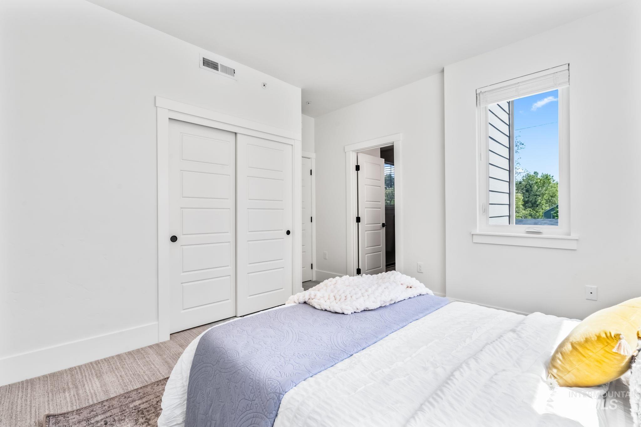 2935-2947 W Jordan St., Boise, Idaho 83702, 2 Bedrooms, 2.5 Bathrooms, Residential Income For Sale, Price $1,950,000,MLS 98968064