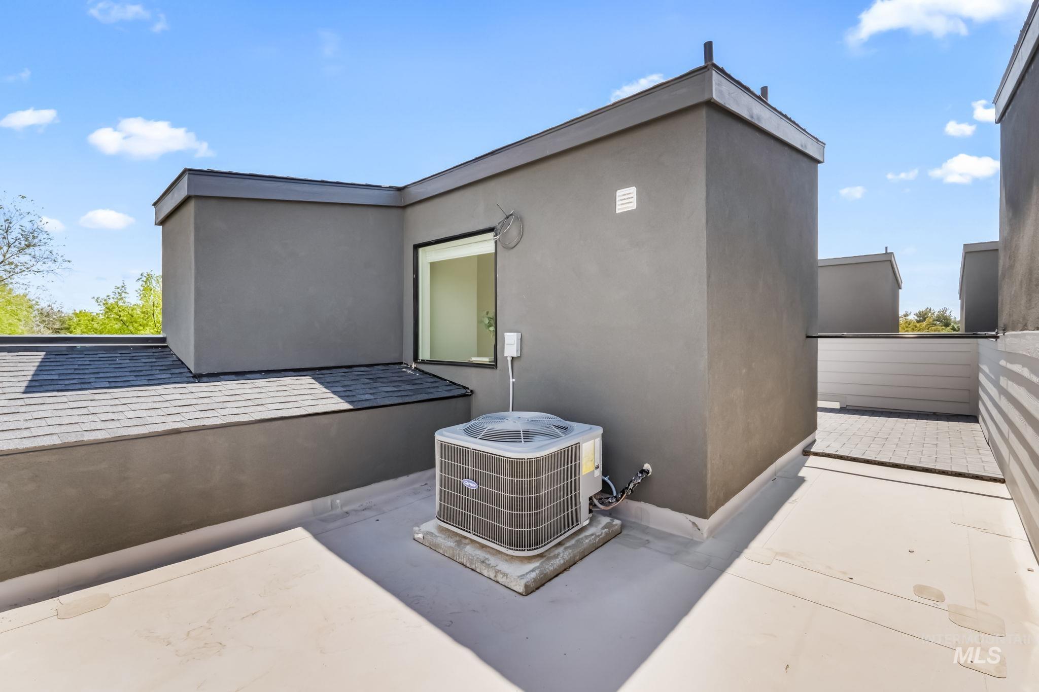 2935-2947 W Jordan St., Boise, Idaho 83702, 2 Bedrooms, 2.5 Bathrooms, Residential Income For Sale, Price $1,950,000,MLS 98968064