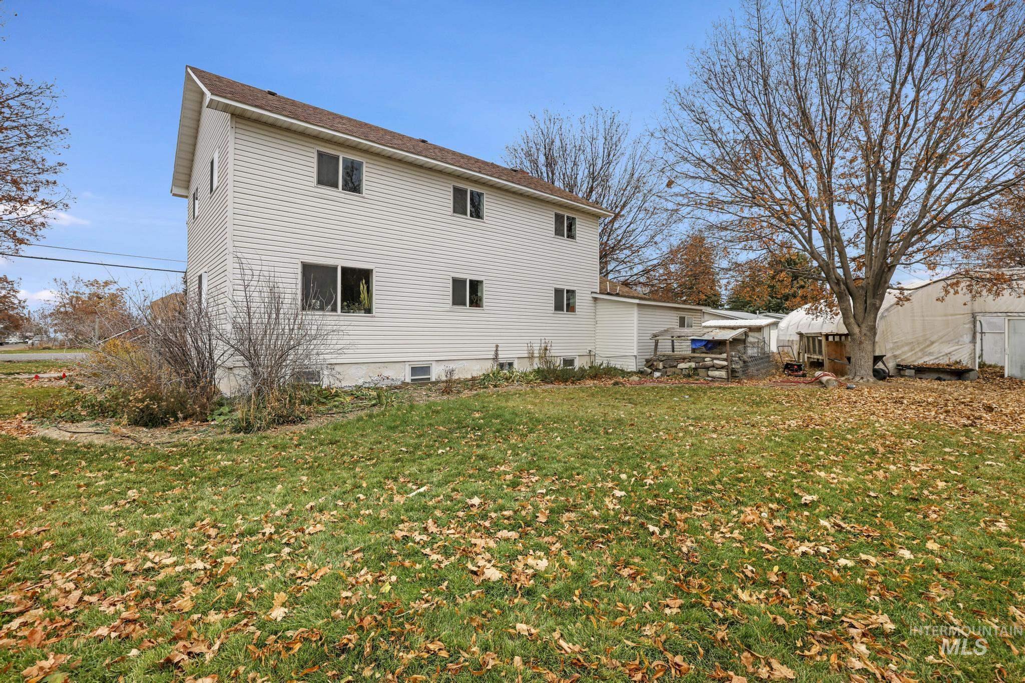 409 1st St E, Hansen, Idaho 83334, 5 Bedrooms, 3 Bathrooms, Residential For Sale, Price $445,000, 98968068