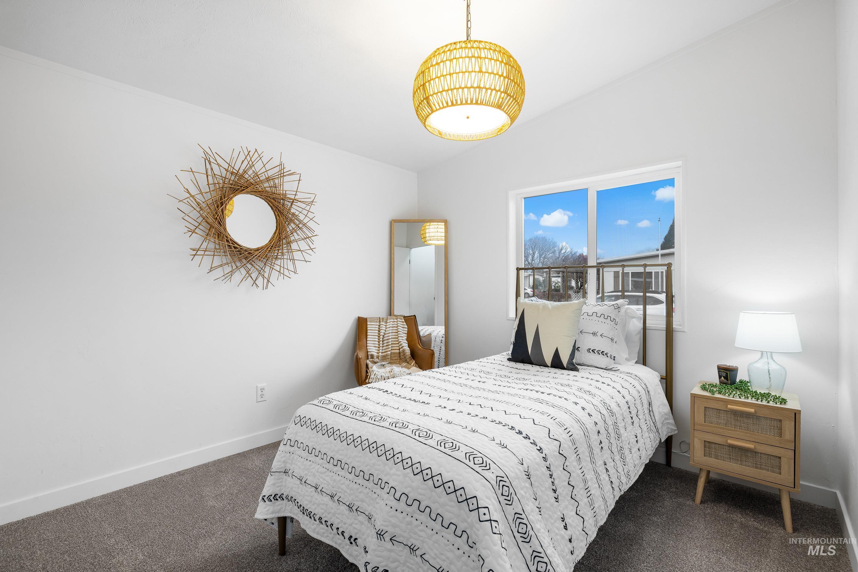 10014 Dewitt Lane, Boise, Idaho 83704, 3 Bedrooms, 2 Bathrooms, Residential For Sale, Price $149,900,MLS 98968069