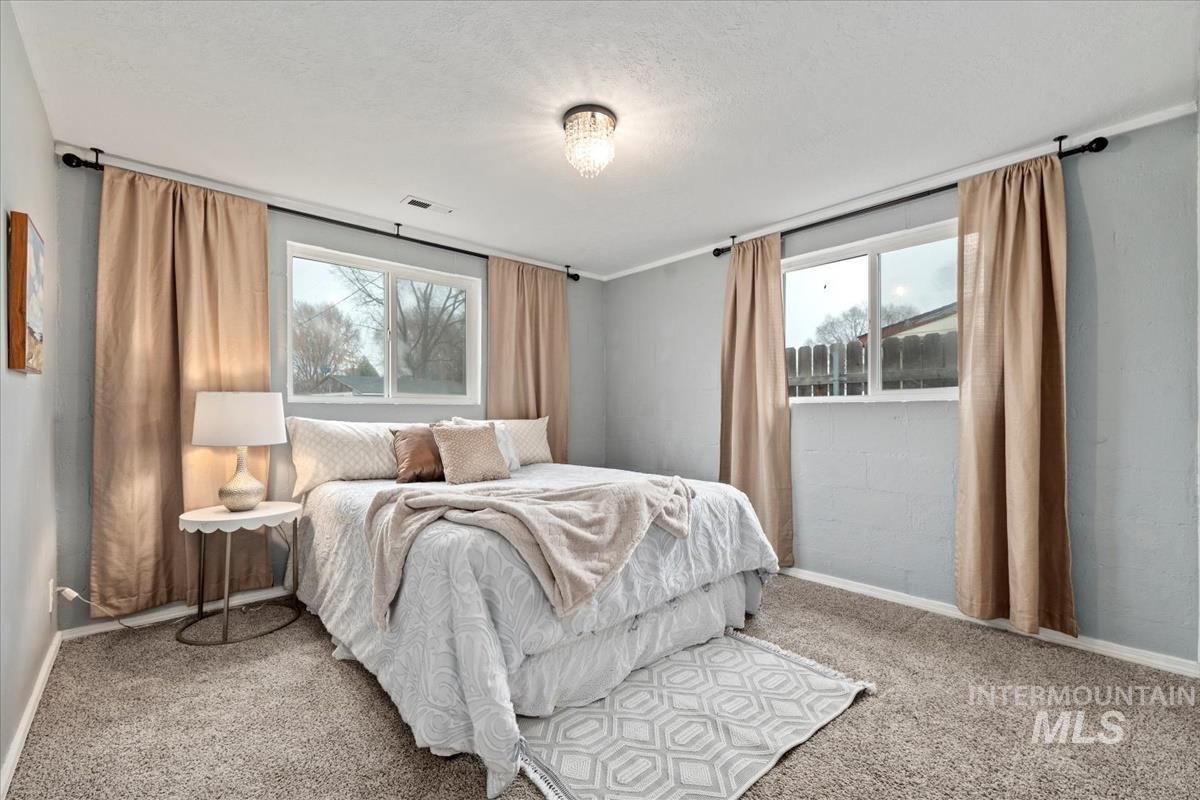 109 E 8th N, Mountain Home, Idaho 83647, 2 Bedrooms, 1 Bathroom, Residential For Sale, Price $228,000,MLS 98968082