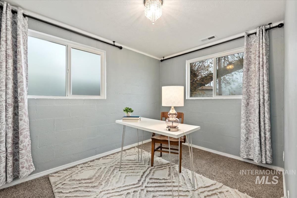 109 E 8th N, Mountain Home, Idaho 83647, 2 Bedrooms, 1 Bathroom, Residential For Sale, Price $228,000,MLS 98968082