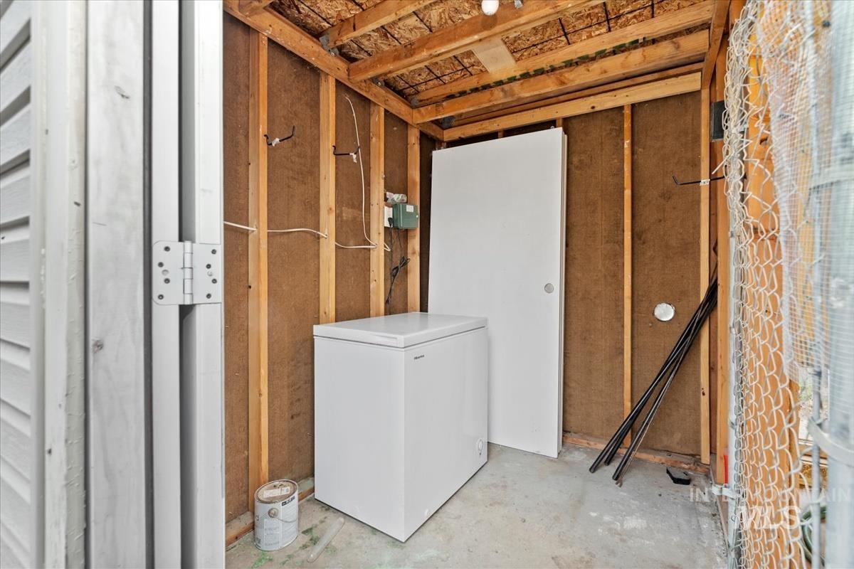 109 E 8th N, Mountain Home, Idaho 83647, 2 Bedrooms, 1 Bathroom, Residential For Sale, Price $228,000,MLS 98968082