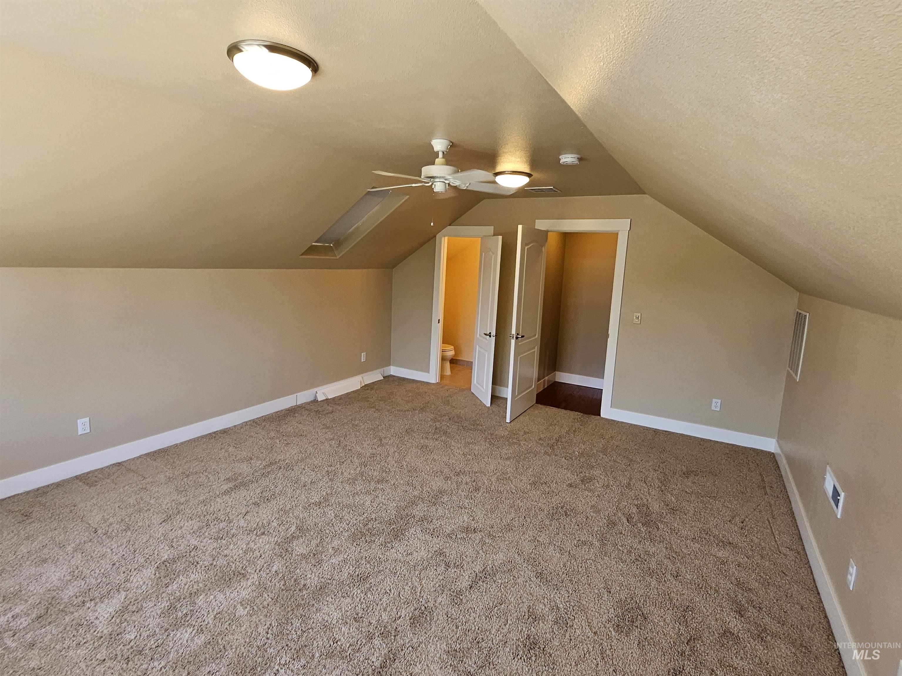 1964 E Summercove Dr, Meridian, Idaho 83646, 4 Bedrooms, 3.5 Bathrooms, Residential For Sale, Price $865,000,MLS 98968084