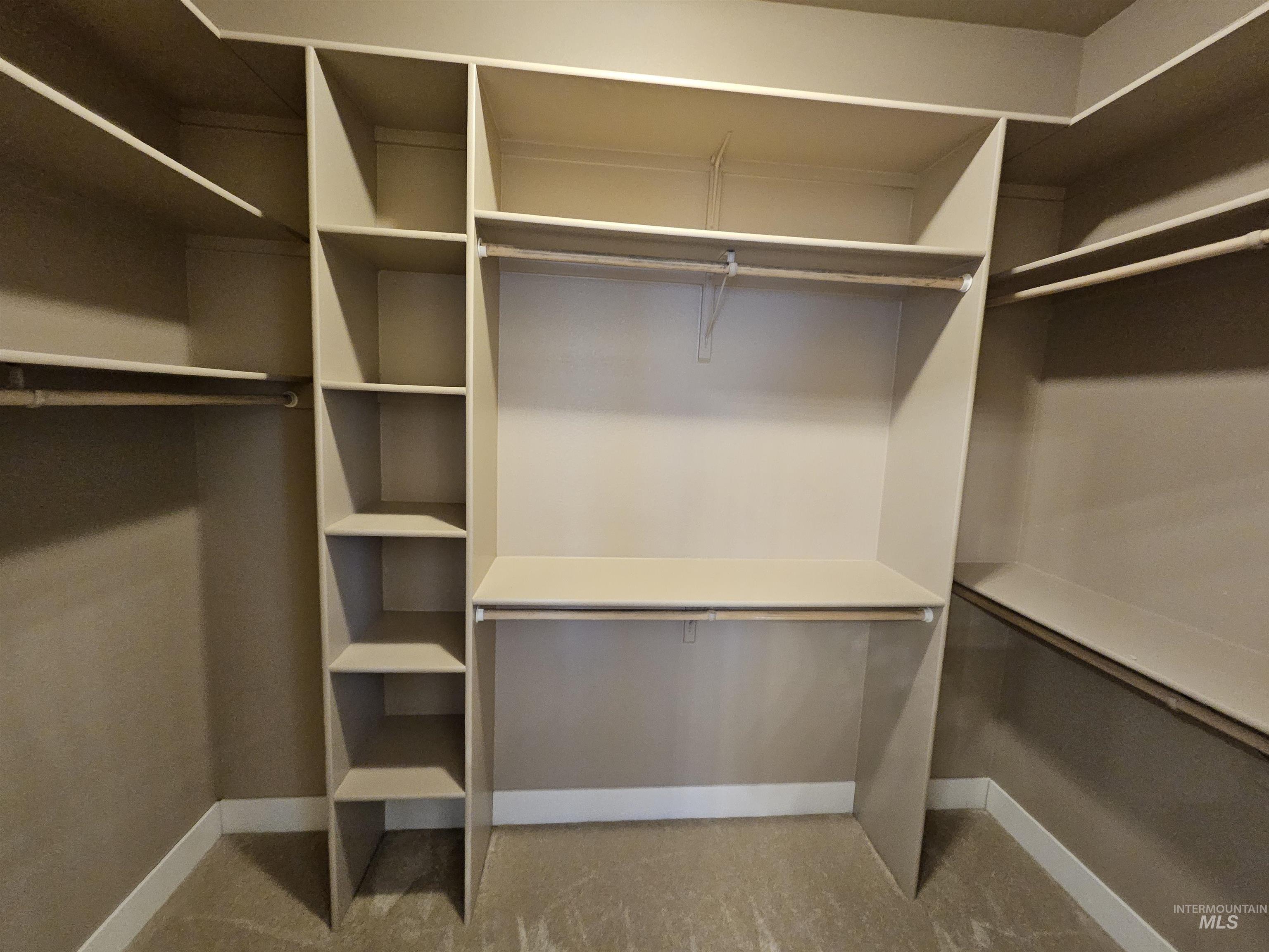 1964 E Summercove Dr, Meridian, Idaho 83646, 4 Bedrooms, 3.5 Bathrooms, Residential For Sale, Price $865,000,MLS 98968084