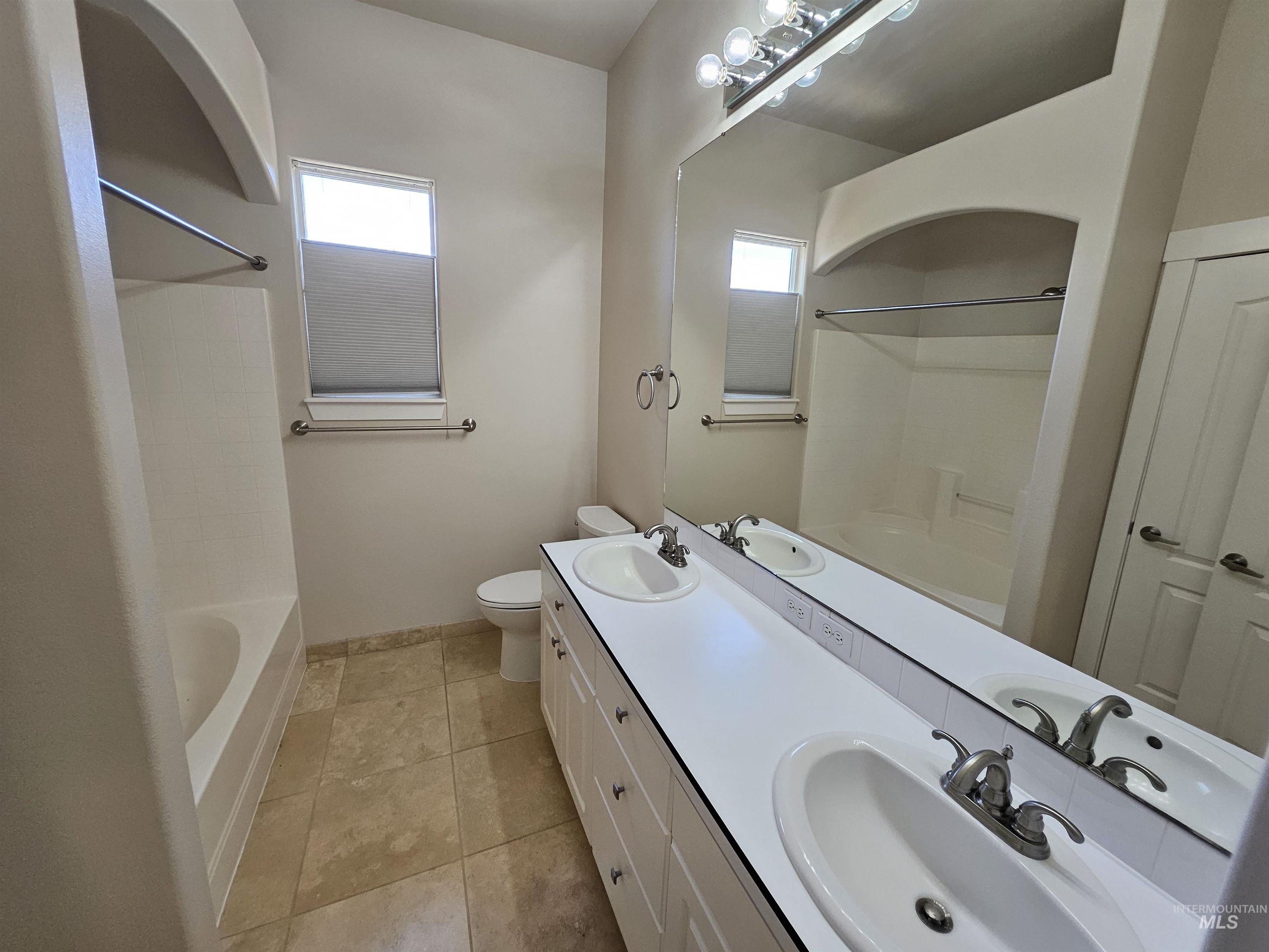 1964 E Summercove Dr, Meridian, Idaho 83646, 4 Bedrooms, 3.5 Bathrooms, Residential For Sale, Price $865,000,MLS 98968084