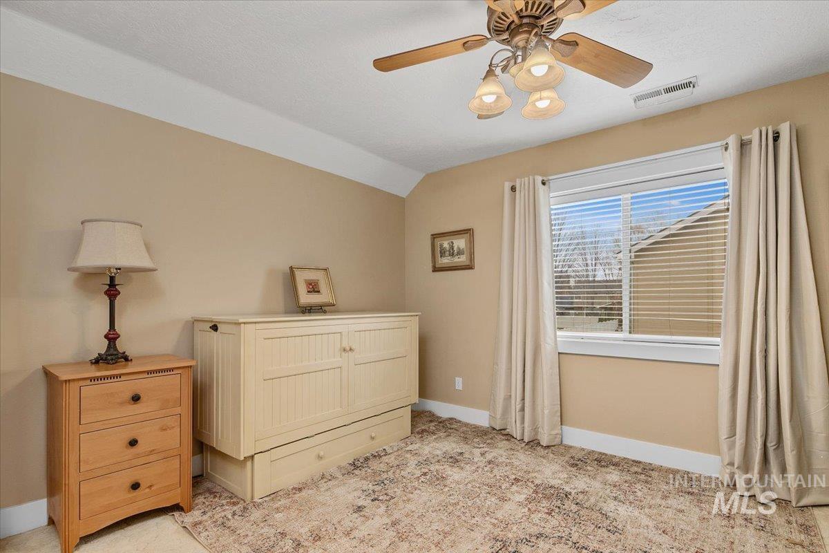 2264 E Comisky St, Meridian, Idaho 83646, 5 Bedrooms, 3 Bathrooms, Residential For Sale, Price $679,500,MLS 98968086