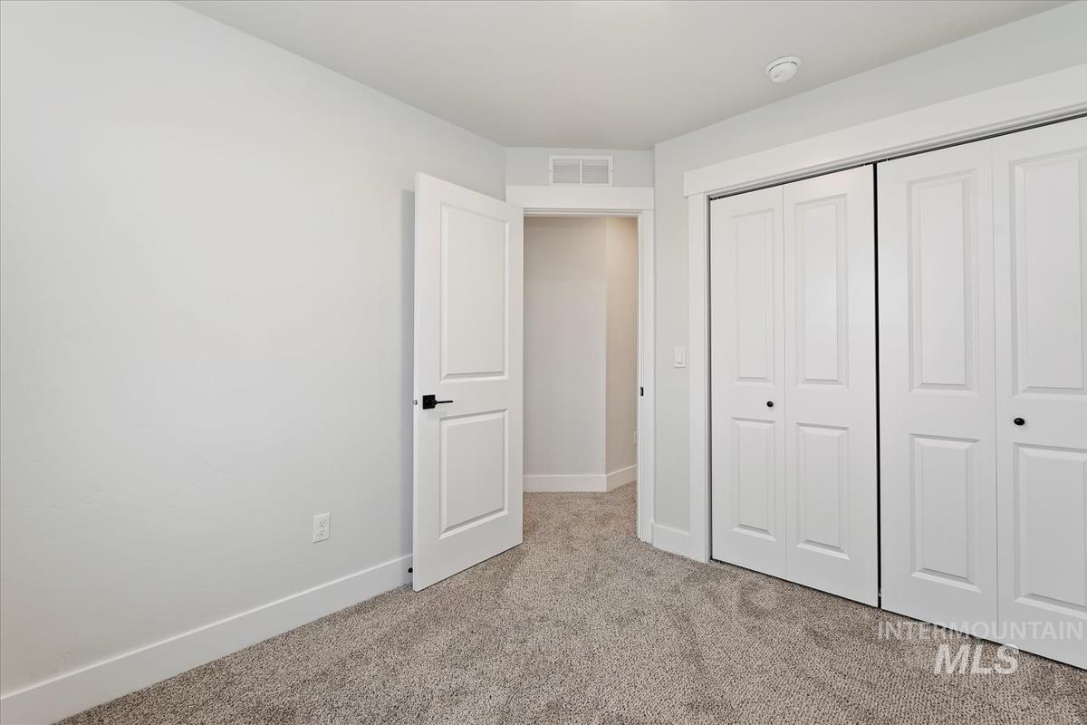 11694 W Bird Rock Dr, Nampa, Idaho 83686, 3 Bedrooms, 2.5 Bathrooms, Residential For Sale, Price $409,900,MLS 98968087