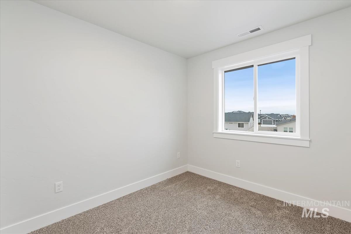 11694 W Bird Rock Dr, Nampa, Idaho 83686, 3 Bedrooms, 2.5 Bathrooms, Residential For Sale, Price $409,900,MLS 98968087