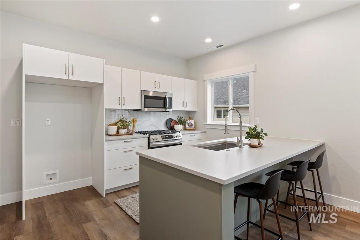 11694 W Bird Rock Dr, Nampa, Idaho 83686, 3 Bedrooms, 2.5 Bathrooms, Residential For Sale, Price $409,900,MLS 98968087