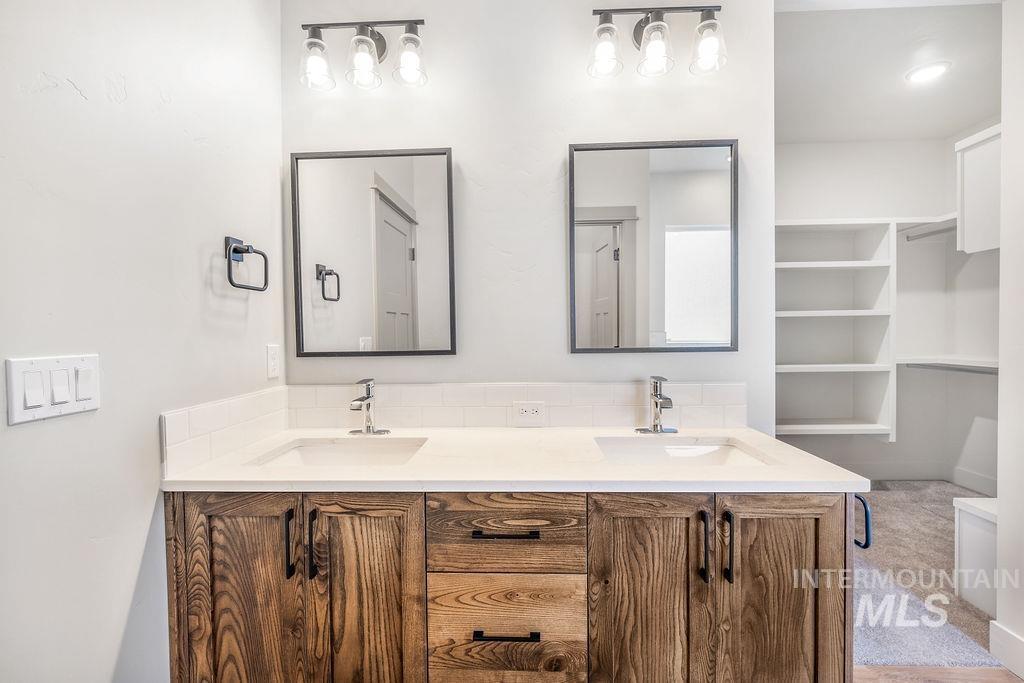 2910 Cottonwood Ln, Emmett, Idaho 83716, 3 Bedrooms, 2 Bathrooms, Residential For Sale, Price $824,900,MLS 98968089