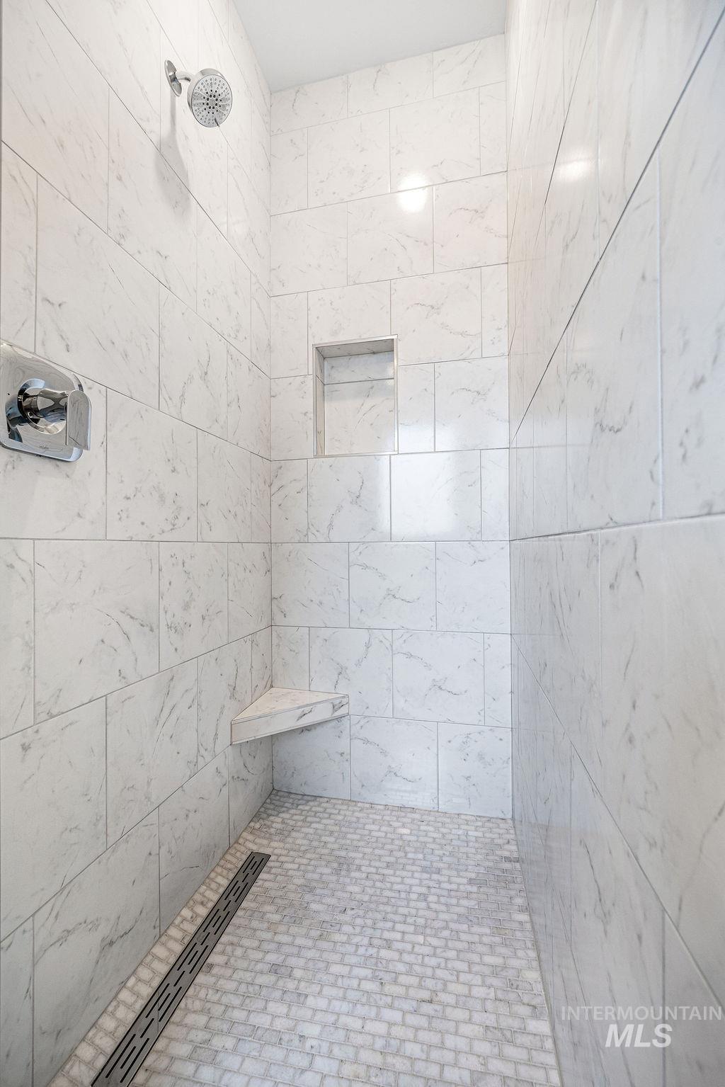 2910 Cottonwood Ln, Emmett, Idaho 83716, 3 Bedrooms, 2 Bathrooms, Residential For Sale, Price $824,900,MLS 98968089