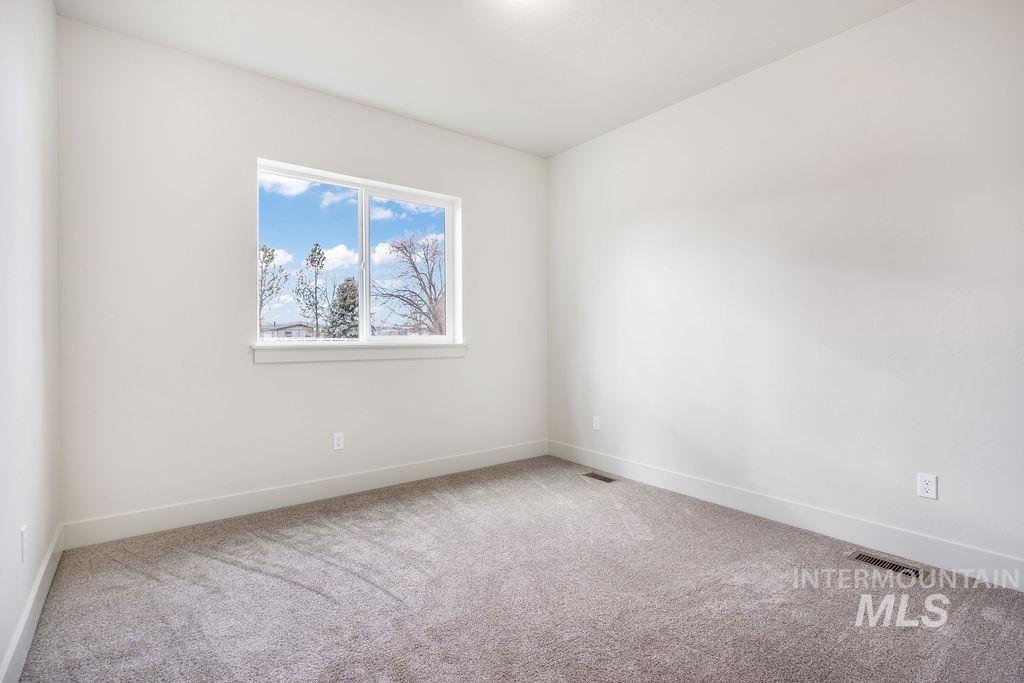 2910 Cottonwood Ln, Emmett, Idaho 83716, 3 Bedrooms, 2 Bathrooms, Residential For Sale, Price $824,900,MLS 98968089