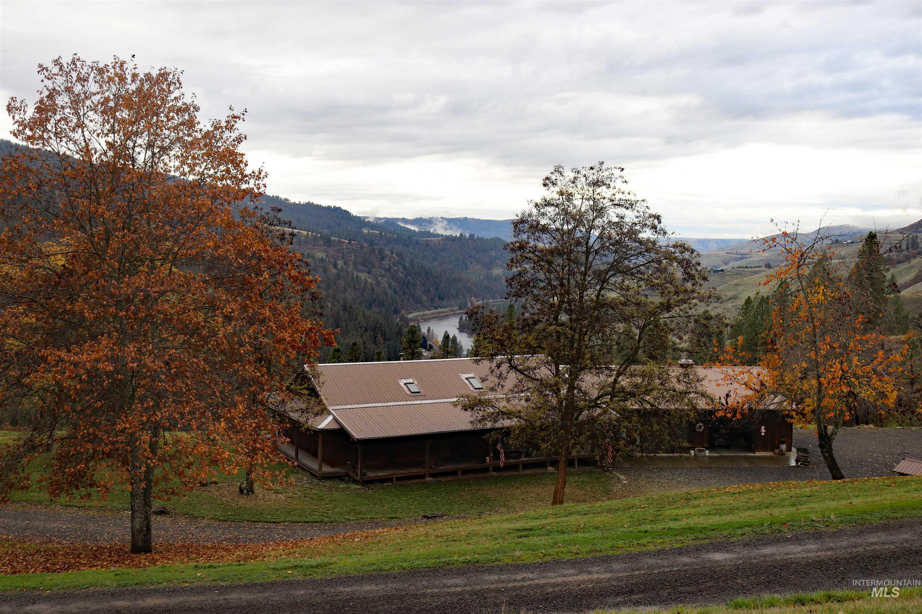 20044 Orchard Lane, Lenore, Idaho 83541, 2 Bedrooms, 2 Bathrooms, Residential For Sale, Price $775,000,MLS 98968090