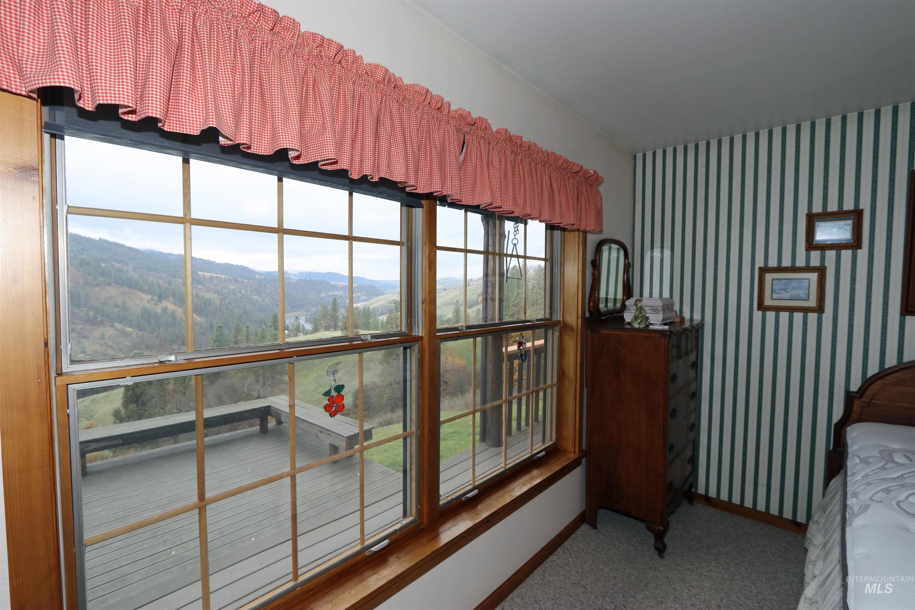 20044 Orchard Lane, Lenore, Idaho 83541, 2 Bedrooms, 2 Bathrooms, Residential For Sale, Price $775,000,MLS 98968090