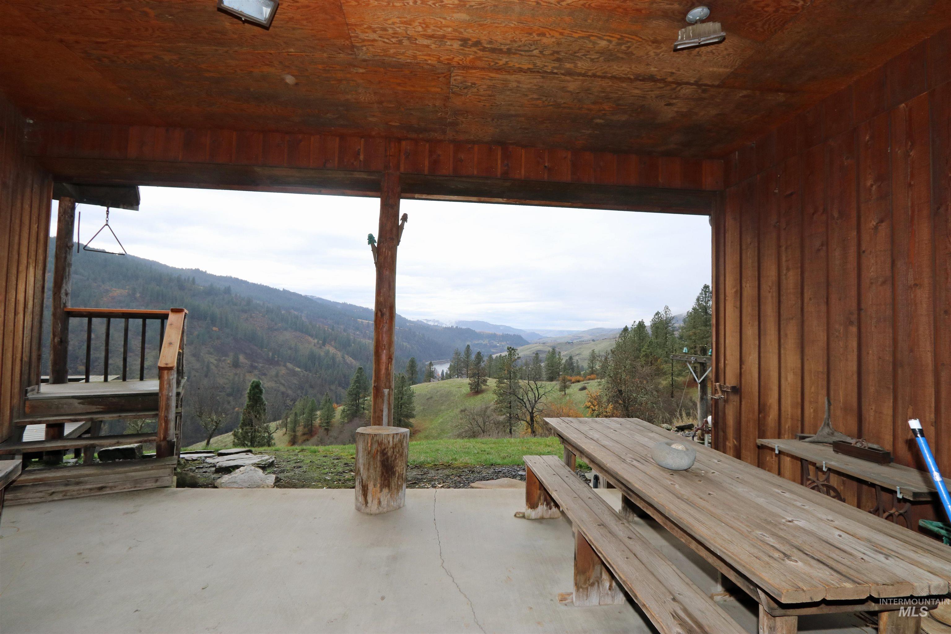20044 Orchard Lane, Lenore, Idaho 83541, 2 Bedrooms, 2 Bathrooms, Residential For Sale, Price $775,000,MLS 98968090