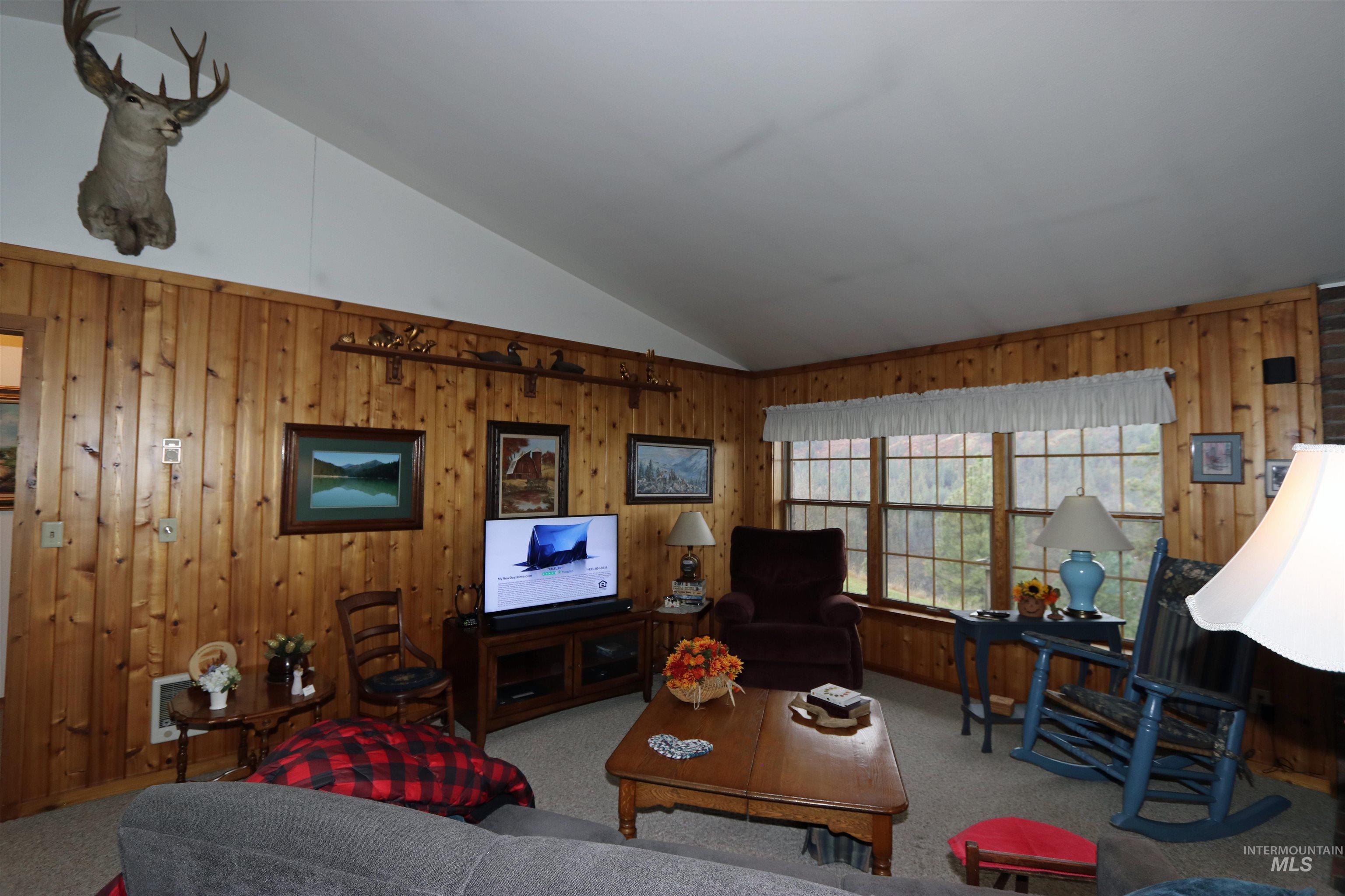 20044 Orchard Lane, Lenore, Idaho 83541, 2 Bedrooms, 2 Bathrooms, Residential For Sale, Price $775,000,MLS 98968090