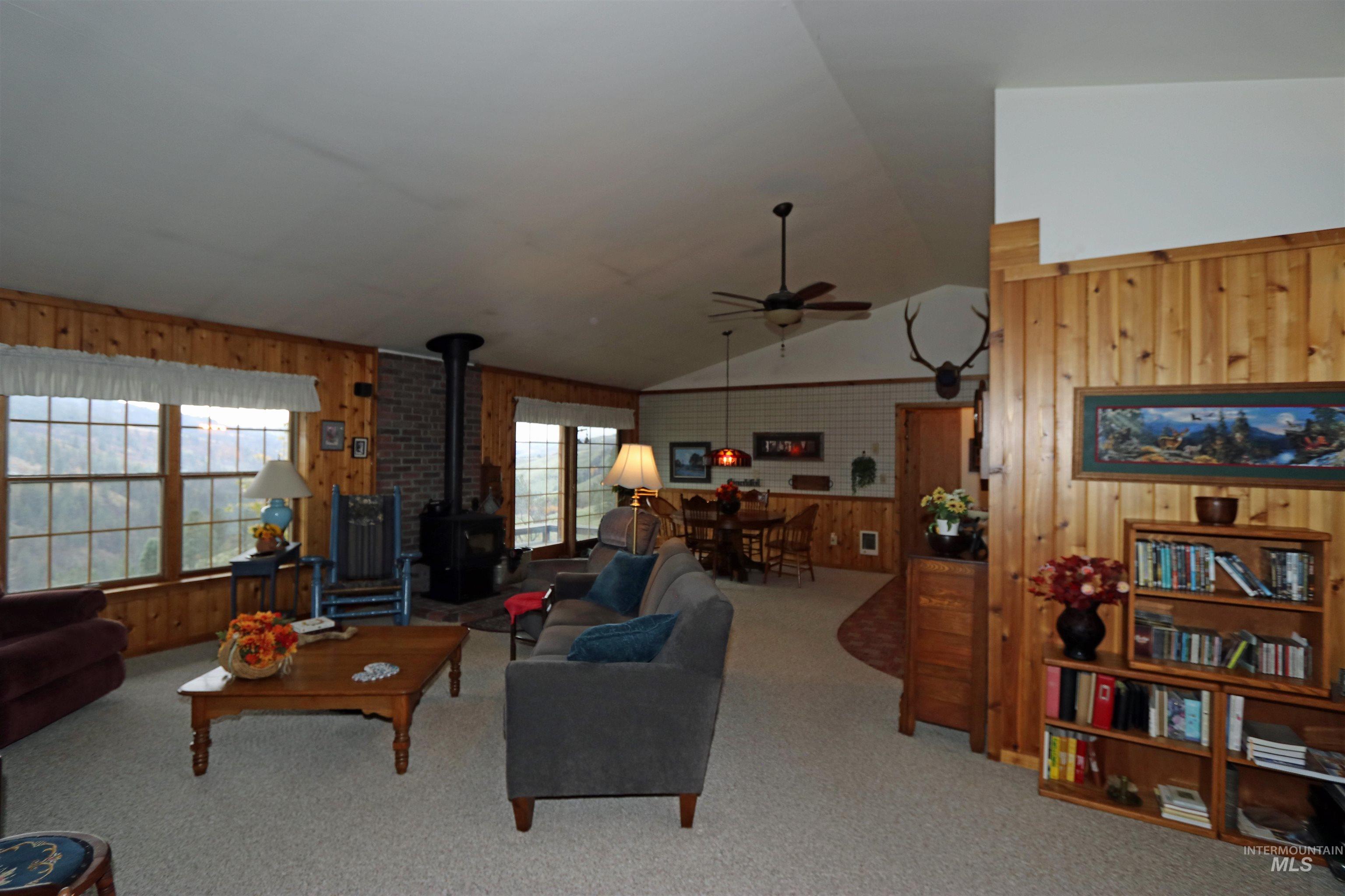 20044 Orchard Lane, Lenore, Idaho 83541, 2 Bedrooms, 2 Bathrooms, Residential For Sale, Price $775,000,MLS 98968090