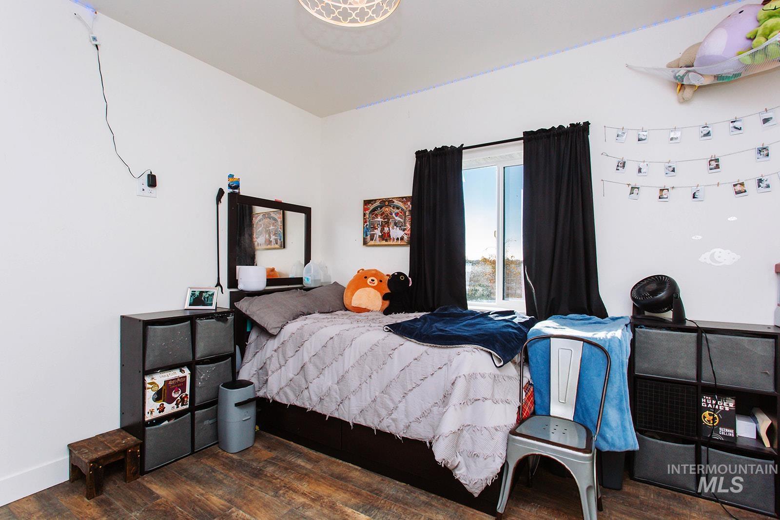 4089 N 2280 E, Filer, Idaho 83328, 5 Bedrooms, 3 Bathrooms, Residential For Sale, Price $899,000,MLS 98968091