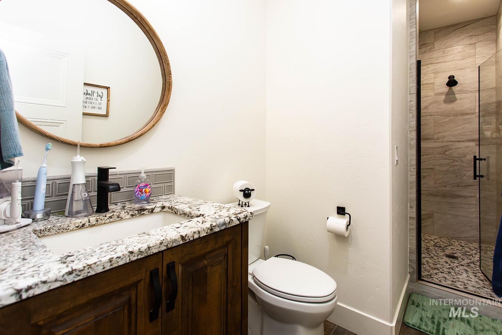 4089 N 2280 E, Filer, Idaho 83328, 5 Bedrooms, 3 Bathrooms, Residential For Sale, Price $899,000,MLS 98968091