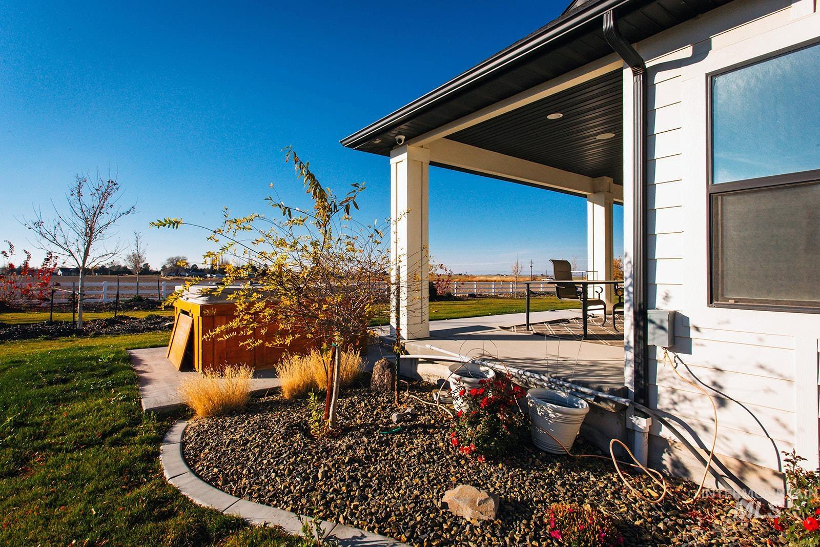 4089 N 2280 E, Filer, Idaho 83328, 5 Bedrooms, 3 Bathrooms, Residential For Sale, Price $899,000,MLS 98968091