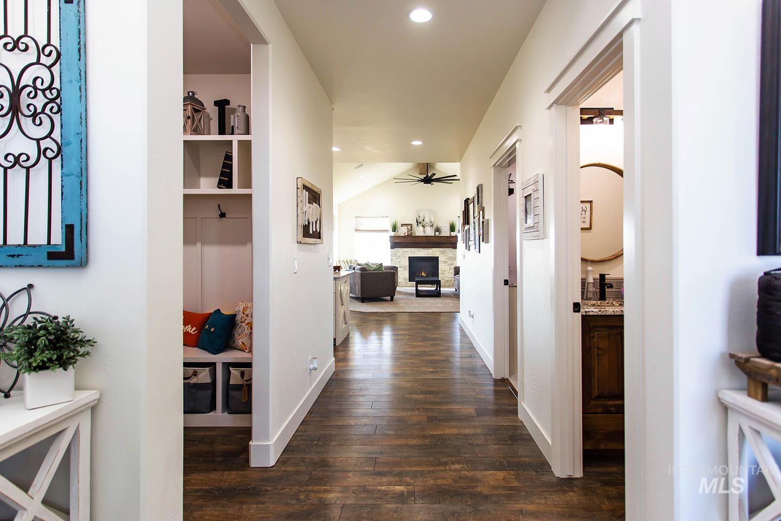 4089 N 2280 E, Filer, Idaho 83328, 5 Bedrooms, 3 Bathrooms, Residential For Sale, Price $899,000,MLS 98968091