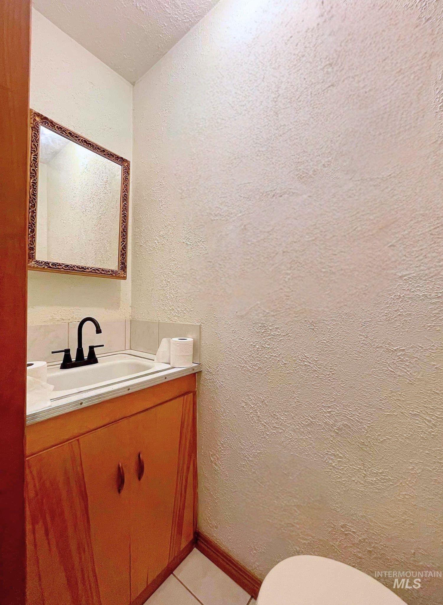 303 W 1st St, Middleton, Idaho 83644, 3 Bedrooms, 1.5 Bathrooms, Residential For Sale, Price $365,000,MLS 98968093