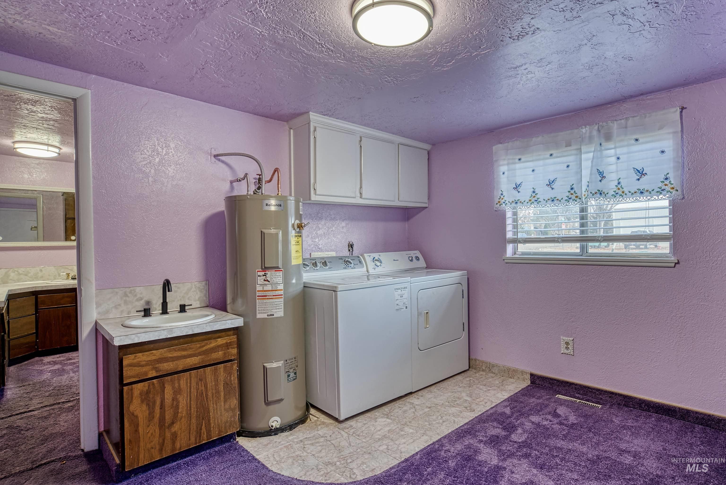 303 W 1st St, Middleton, Idaho 83644, 3 Bedrooms, 1.5 Bathrooms, Residential For Sale, Price $365,000,MLS 98968093