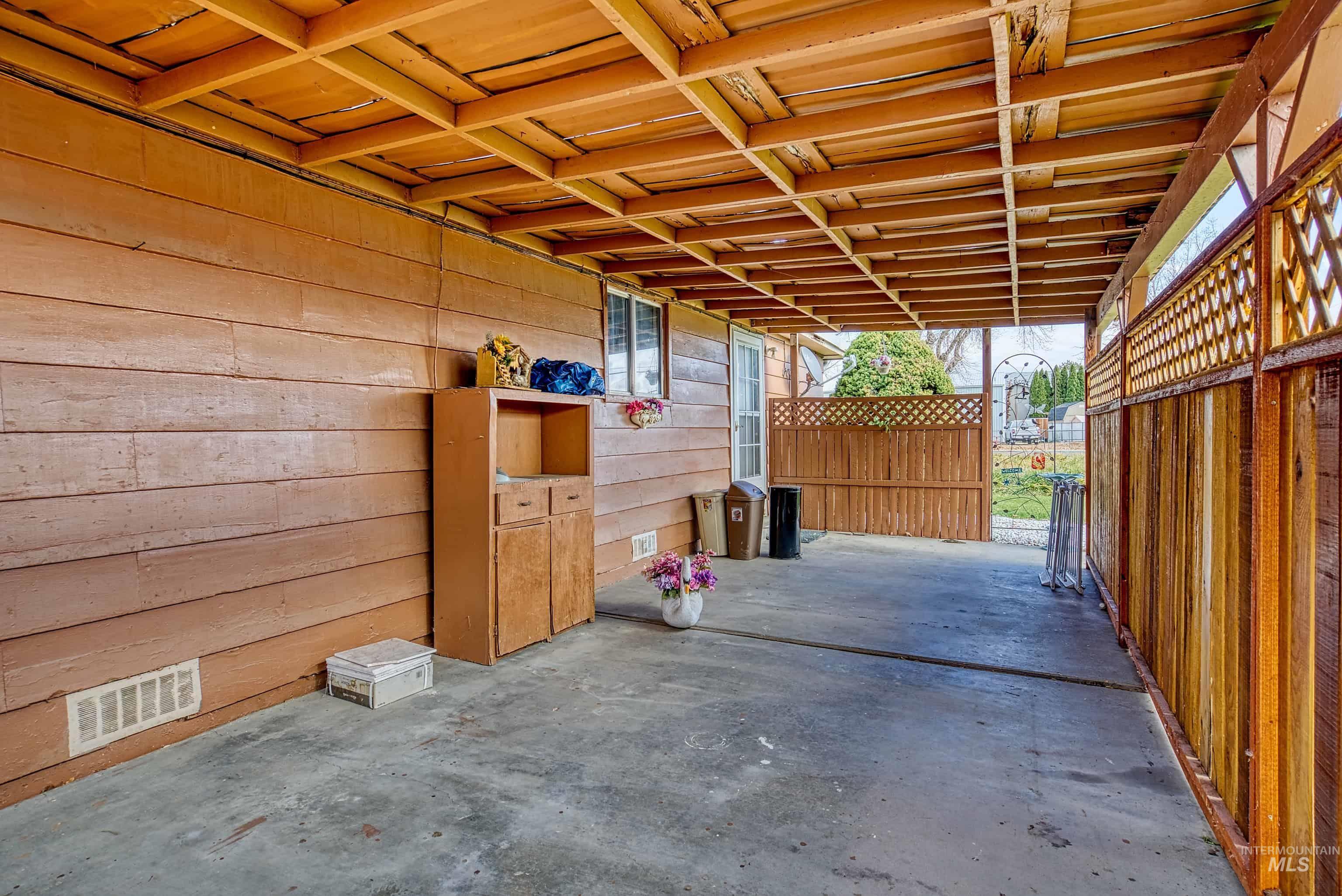 303 W 1st St, Middleton, Idaho 83644, 3 Bedrooms, 1.5 Bathrooms, Residential For Sale, Price $365,000,MLS 98968093