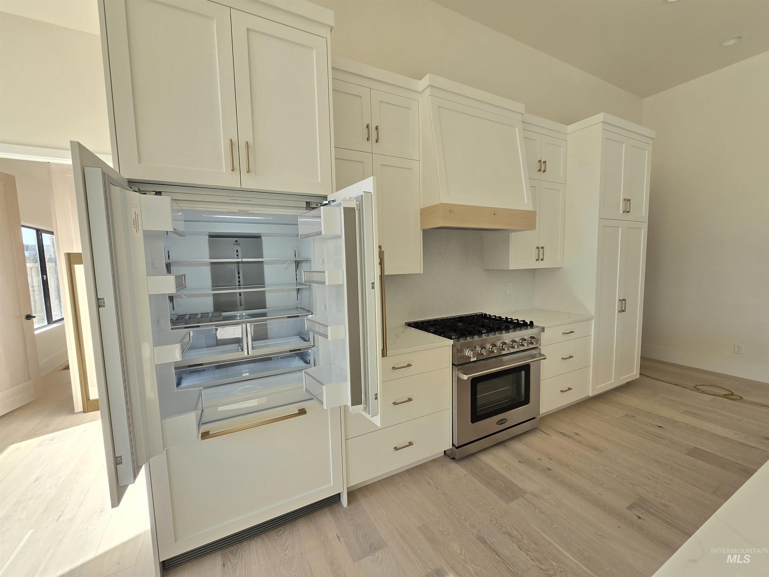 1517 Mountain View Dr., Twin Falls, Idaho 83301, 4 Bedrooms, 3 Bathrooms, Residential For Sale, Price $795,000,MLS 98968095