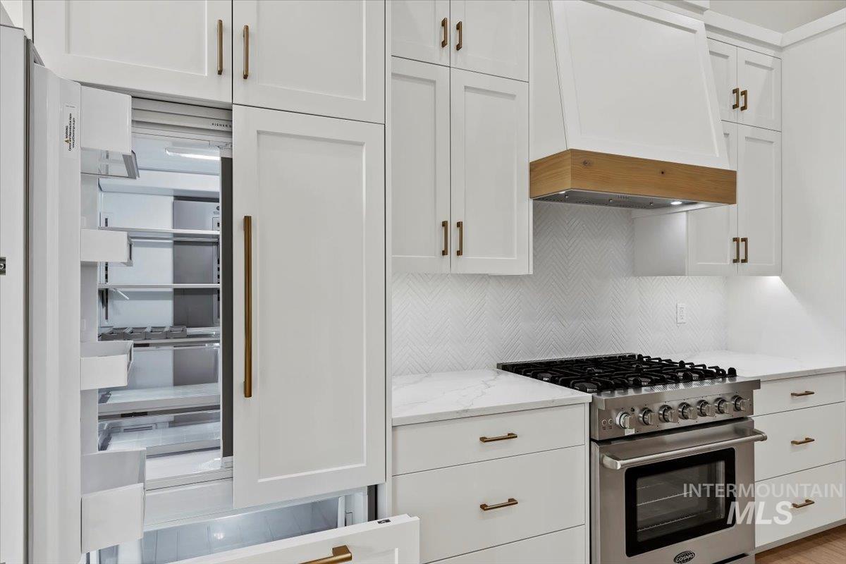 1517 Mountain View Dr., Twin Falls, Idaho 83301, 4 Bedrooms, 3 Bathrooms, Residential For Sale, Price $795,000, 98968095