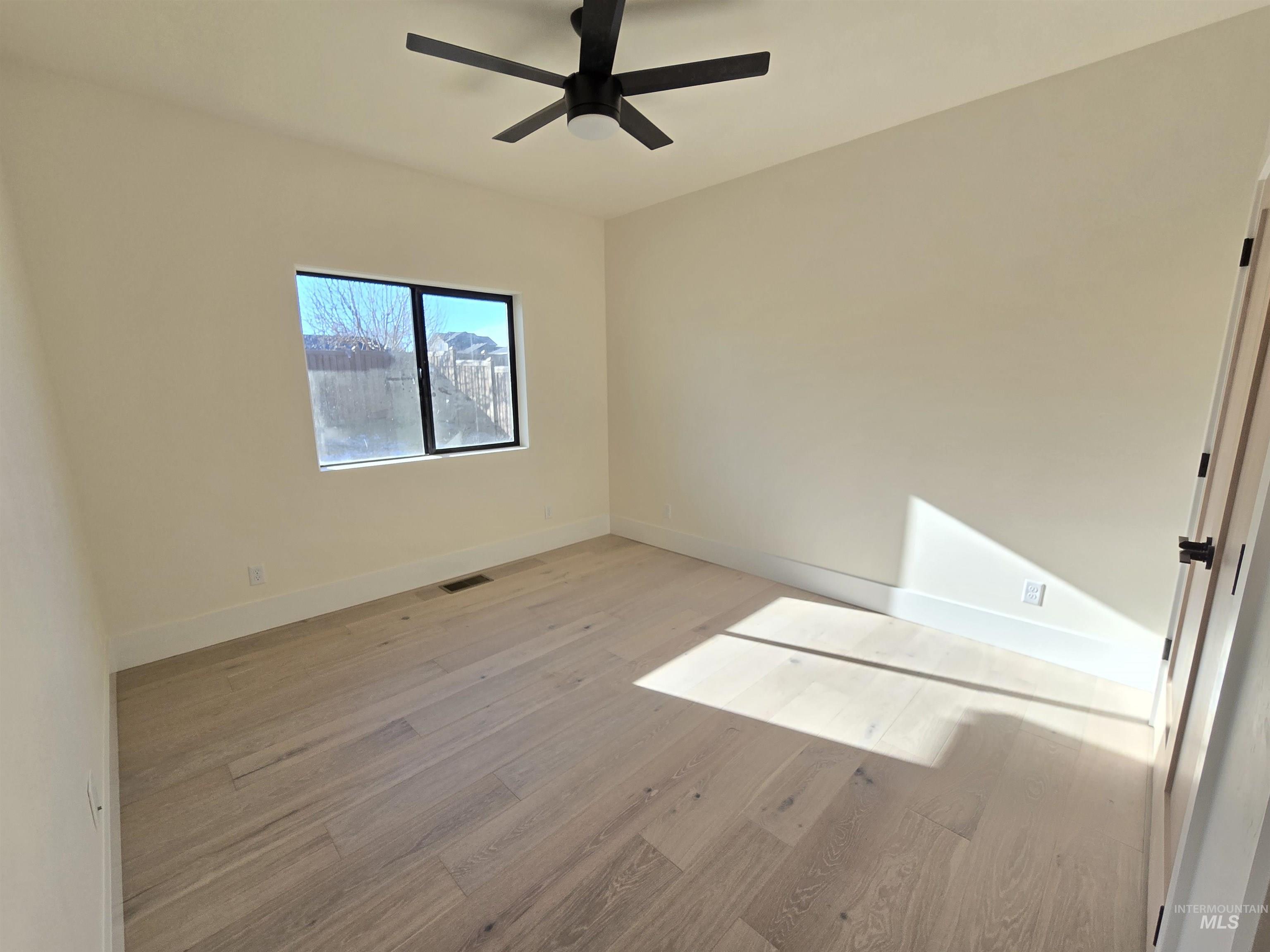 1517 Mountain View Dr., Twin Falls, Idaho 83301, 4 Bedrooms, 3 Bathrooms, Residential For Sale, Price $795,000,MLS 98968095