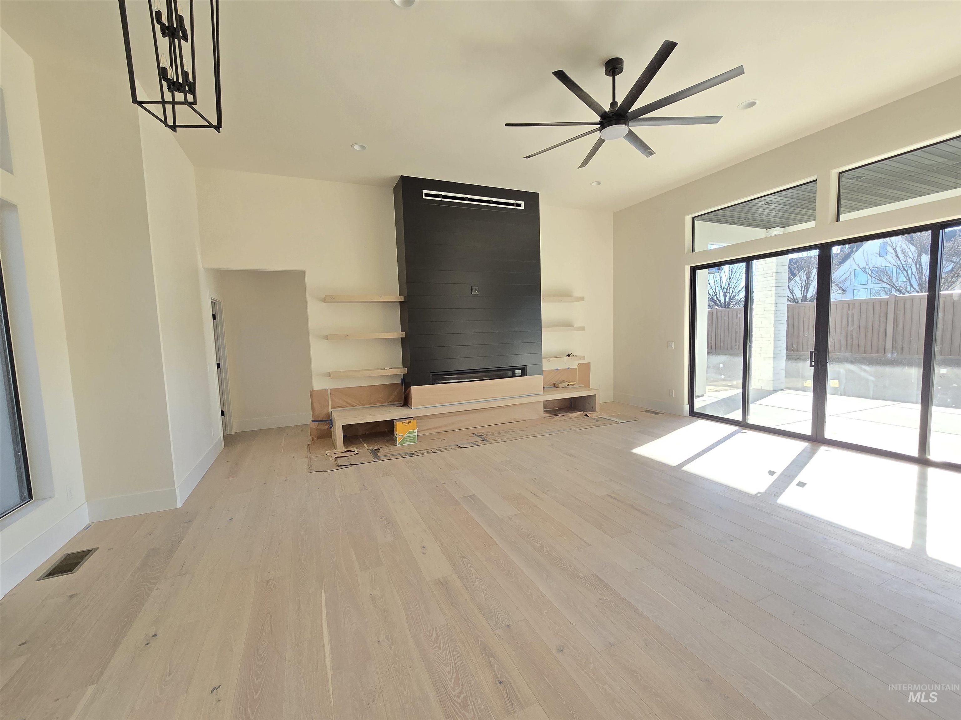 1517 Mountain View Dr., Twin Falls, Idaho 83301, 4 Bedrooms, 3 Bathrooms, Residential For Sale, Price $795,000,MLS 98968095