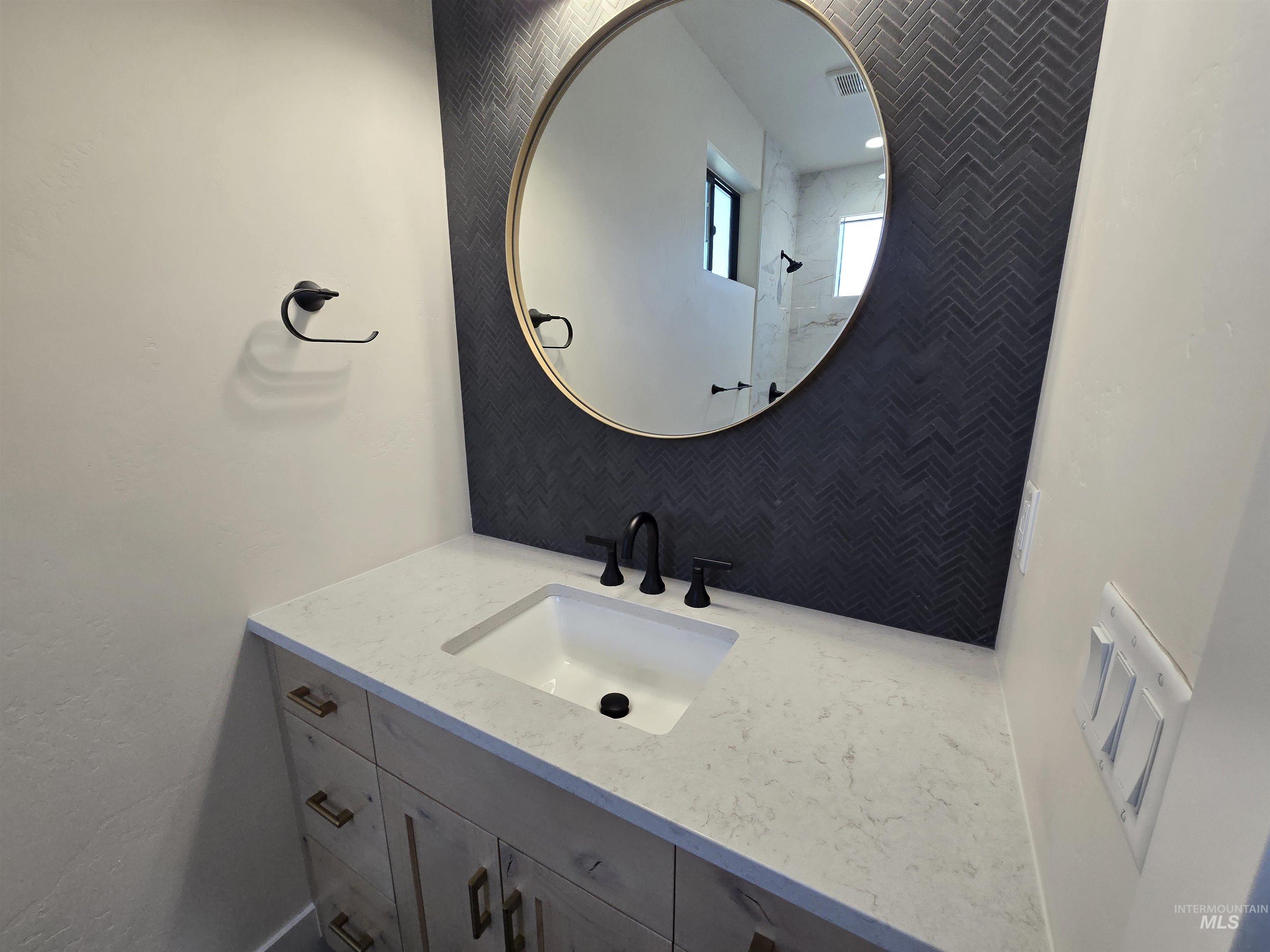 1517 Mountain View Dr., Twin Falls, Idaho 83301, 4 Bedrooms, 3 Bathrooms, Residential For Sale, Price $795,000,MLS 98968095