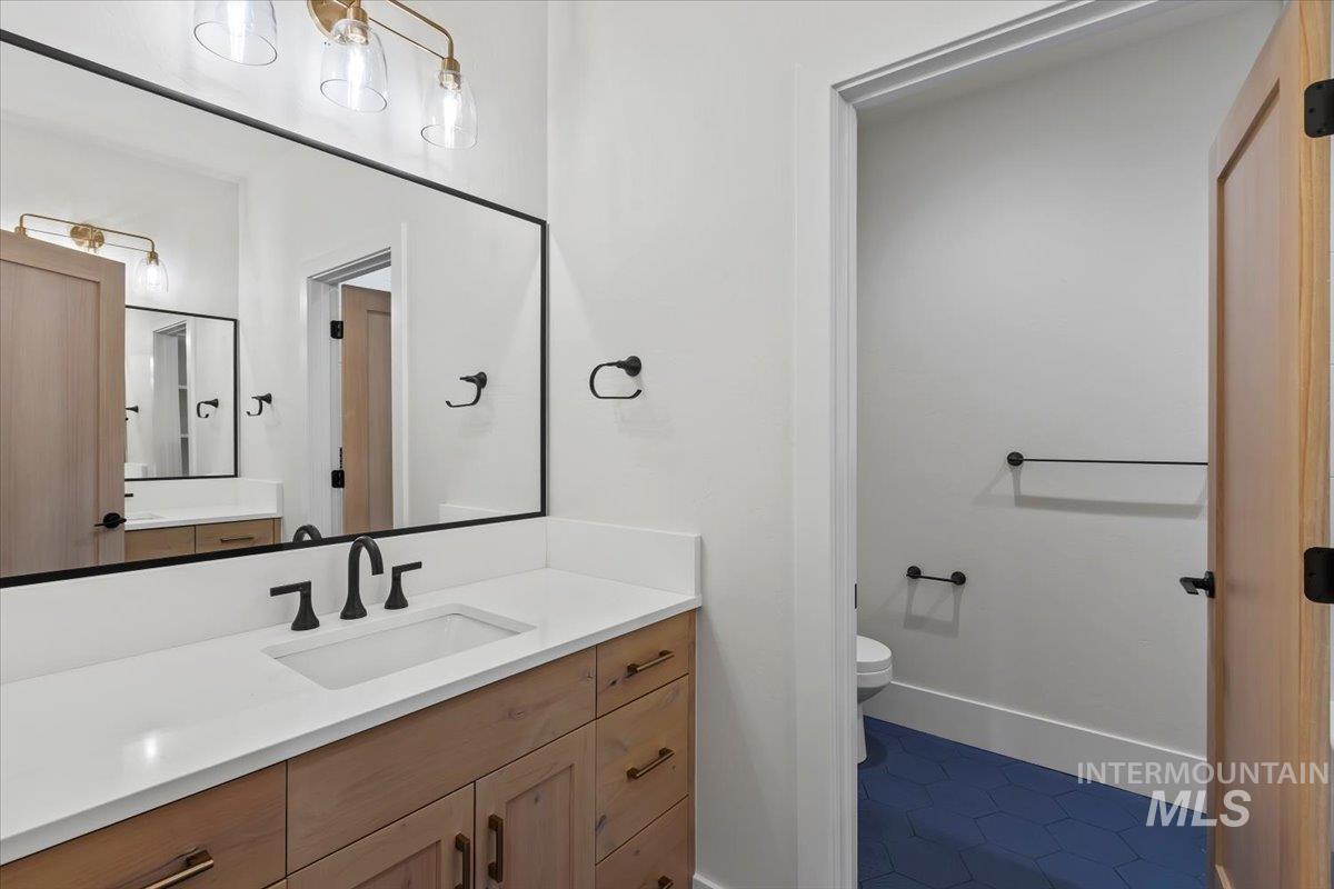 1517 Mountain View Dr., Twin Falls, Idaho 83301, 4 Bedrooms, 3 Bathrooms, Residential For Sale, Price $795,000, 98968095