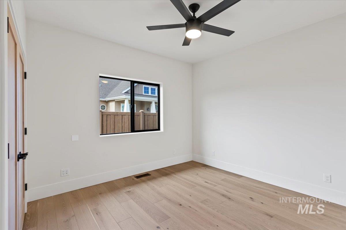 1517 Mountain View Dr., Twin Falls, Idaho 83301, 4 Bedrooms, 3 Bathrooms, Residential For Sale, Price $795,000, 98968095