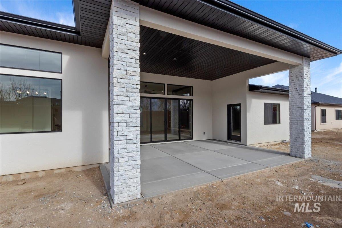 1517 Mountain View Dr., Twin Falls, Idaho 83301, 4 Bedrooms, 3 Bathrooms, Residential For Sale, Price $795,000, 98968095