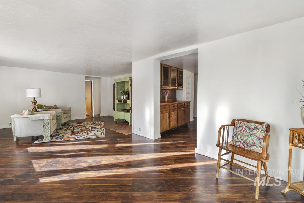 442 1st Ave W, Jerome, Idaho 83338, 3 Bedrooms, 2 Bathrooms, Residential For Sale, Price $314,900,MLS 98968100