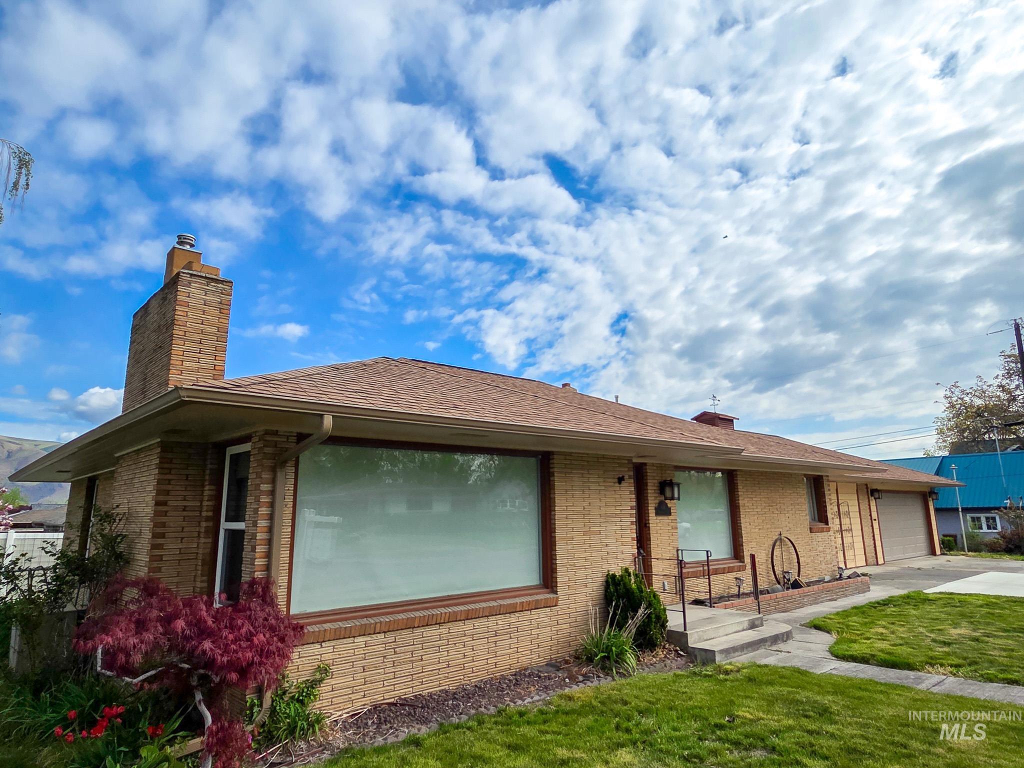 618 Highland, Clarkston, Idaho 99403, 3 Bedrooms, 2 Bathrooms, Residential For Sale, Price $395,000, 98968117