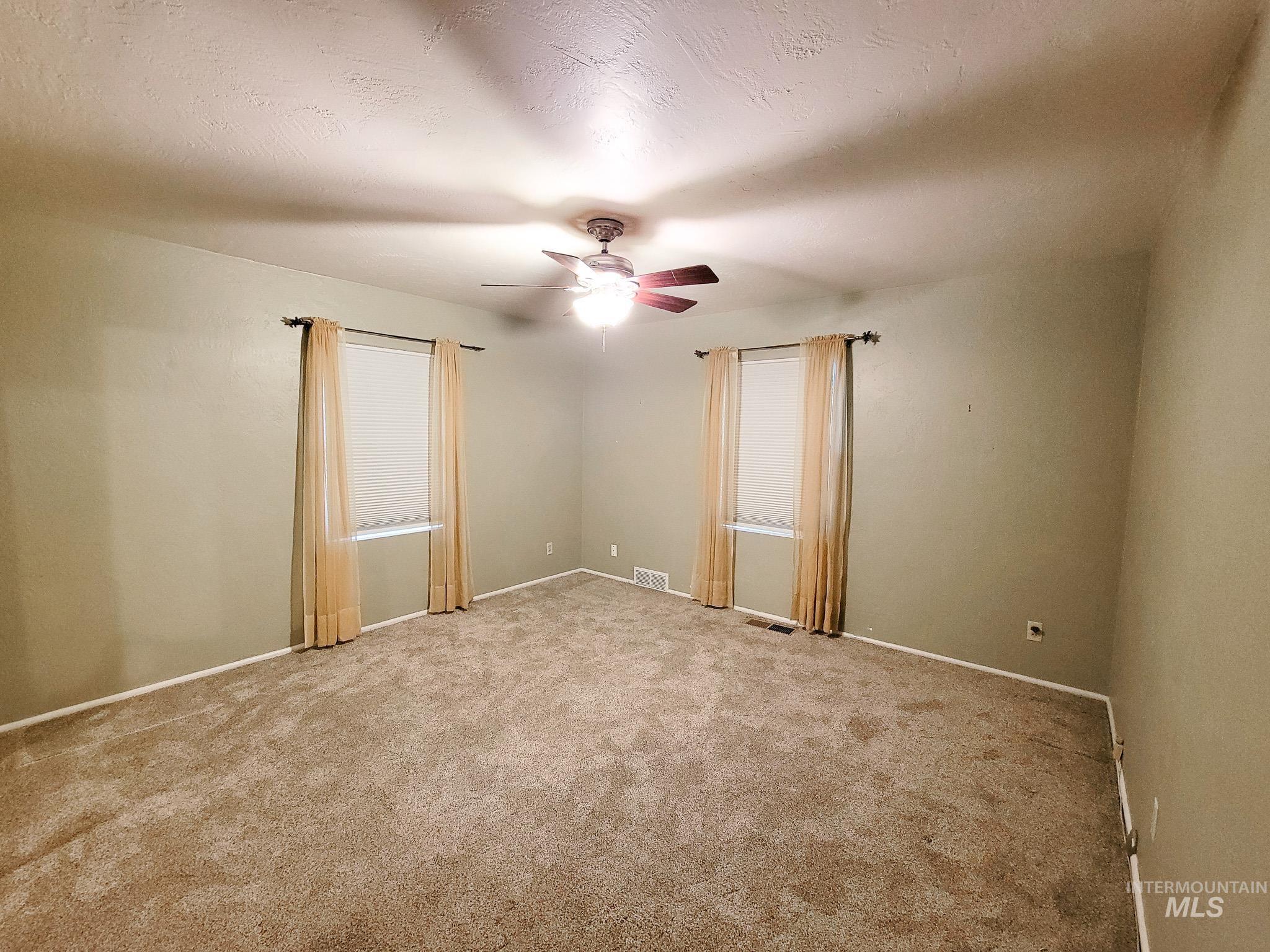 618 Highland, Clarkston, Idaho 99403, 3 Bedrooms, 2 Bathrooms, Residential For Sale, Price $395,000, 98968117